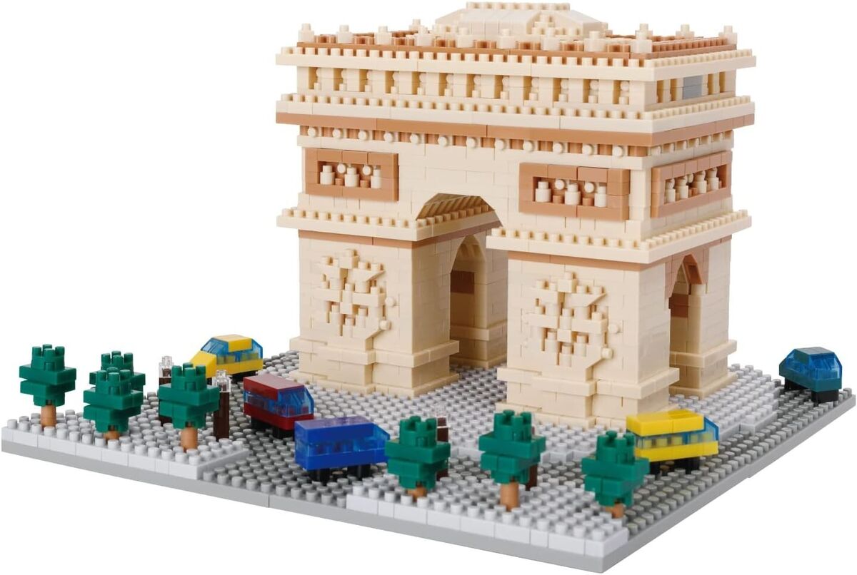 Nanoblock L'arc de Triomphe Deluxe Building Set NBM 045 - Paris Architecture Model Kit for Collectors & Hobbyists, Perfect Home Office Decoration & Gift for History Enthusiasts