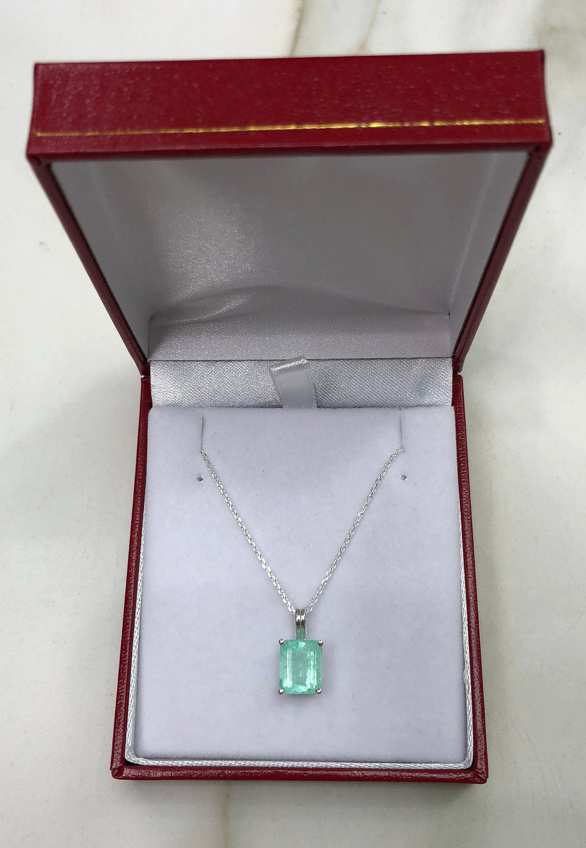 2.50 Carat Natural Light Green Emerald Pendant Necklace - 925 Sterling Silver Jewelry for Women - Perfect for Weddings, Anniversaries & Special Occasions