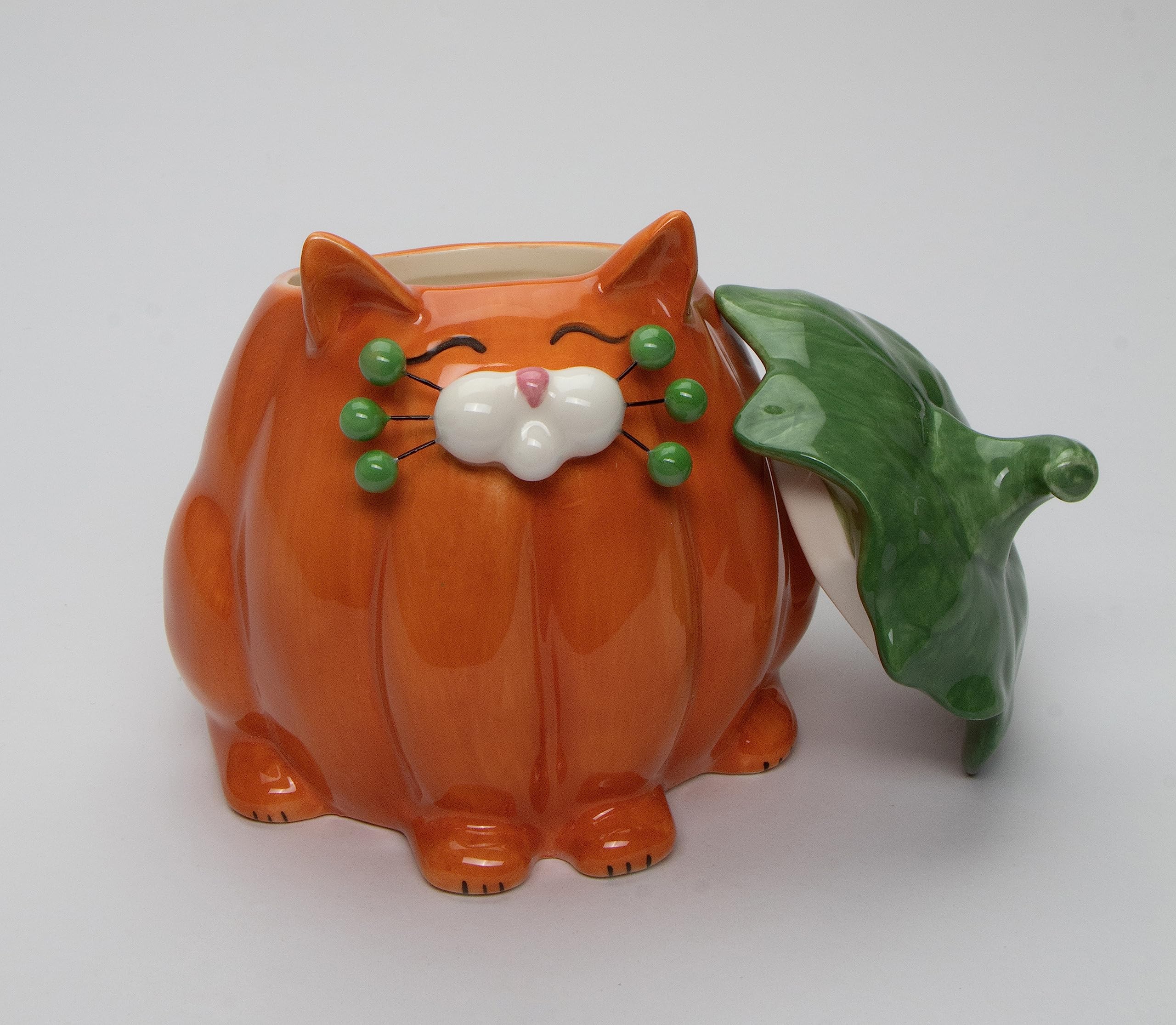 Premium Ceramic Whisker-Friendly Pumpkin Cat Treat Bowl - 7.25 Inch Height - Perfect for Halloween, Thanksgiving & Everyday Pet Snacks