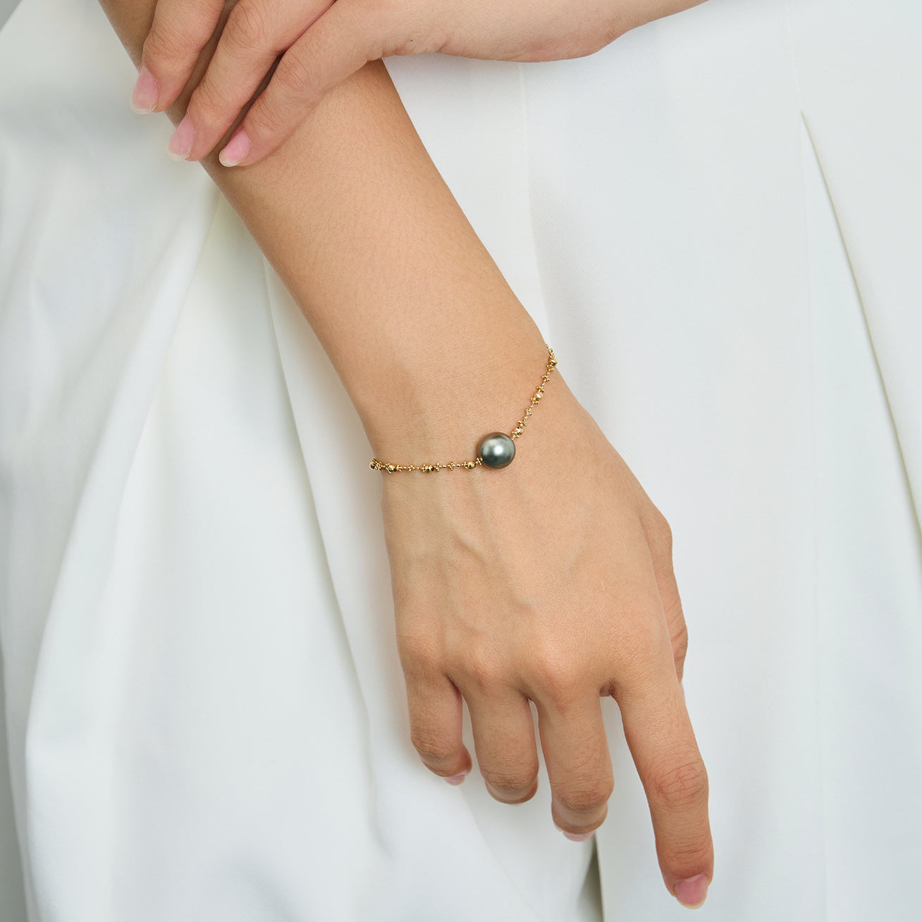 18K Solid Gold Tahitian Pearl Bracelet for Women - Elegant Handmade Jewelry Gift for Birthday, Anniversary & Special Occasions (KB00052)