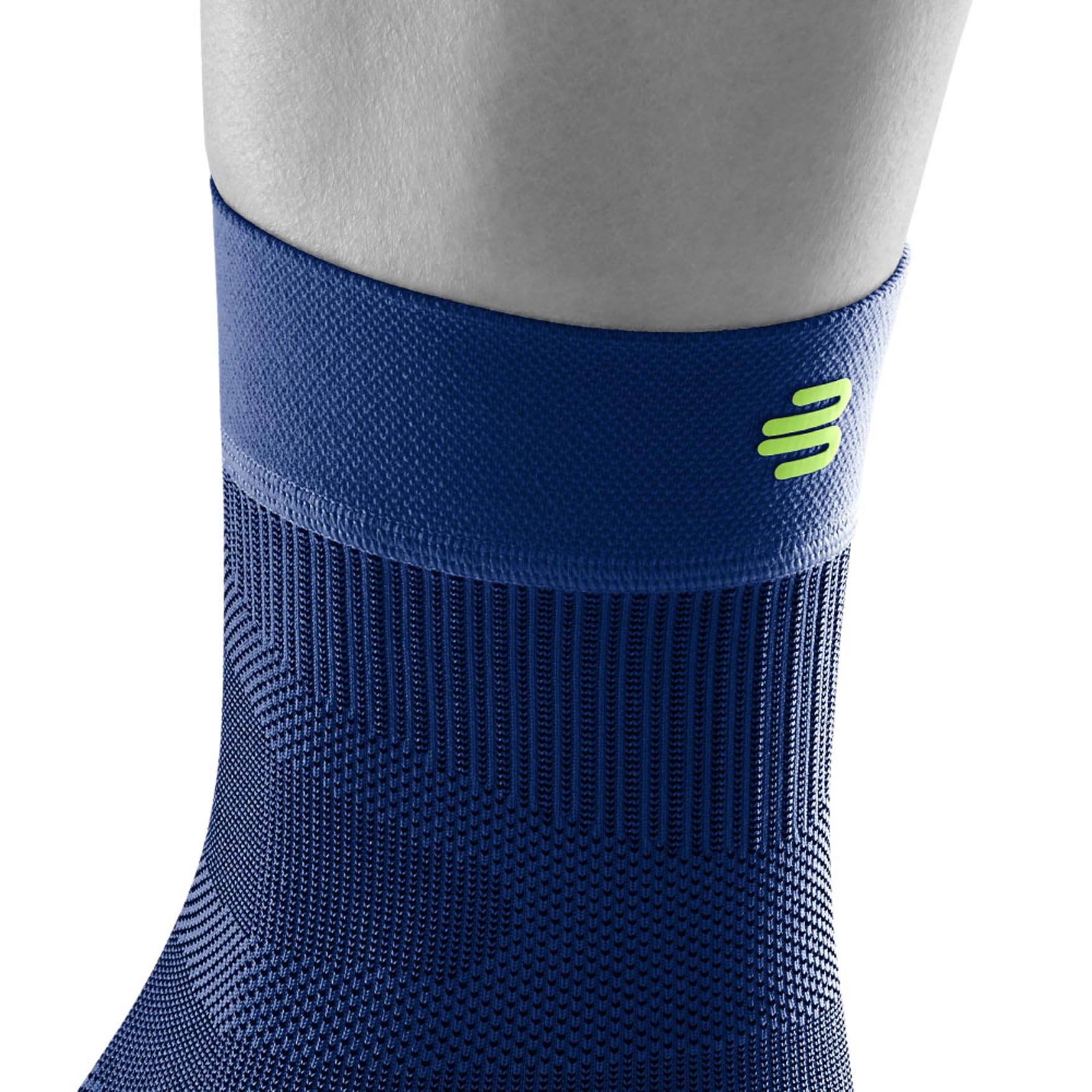 Bauerfeind Sports Compression Ankle Support Sleeve - Unisex Medium Navy Blue - for Running, Basketball, Soccer & Fitness - Left/Right Foot - Injury Prevention & Recovery Aid (Perfect for Athletes & Active Lifestyles)