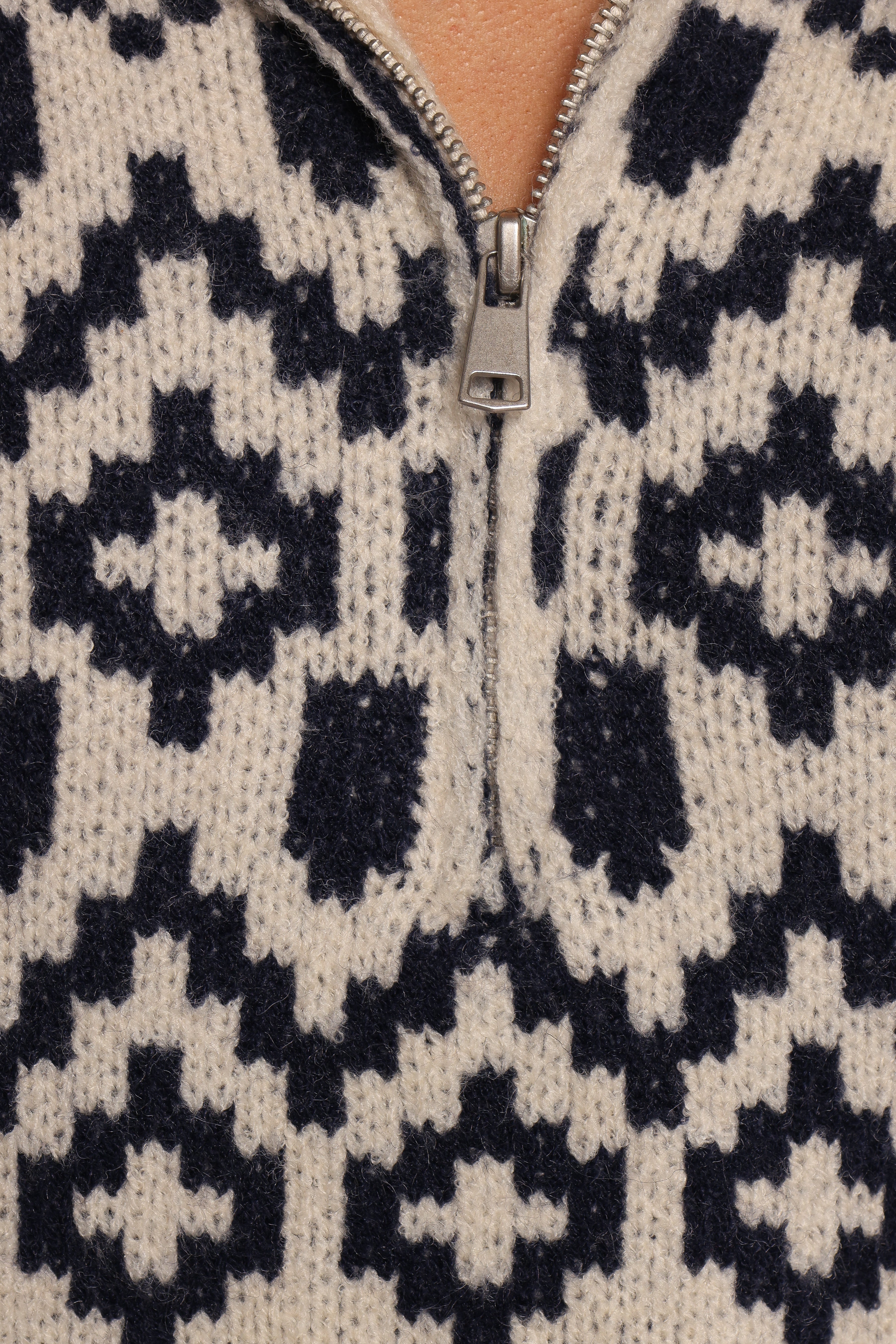 Jethro Quarter Zip Fairisle Knit Sweater for Men - Cream & Navy Color - Cozy Winter Pullover for Casual Wear & Outdoor Activities