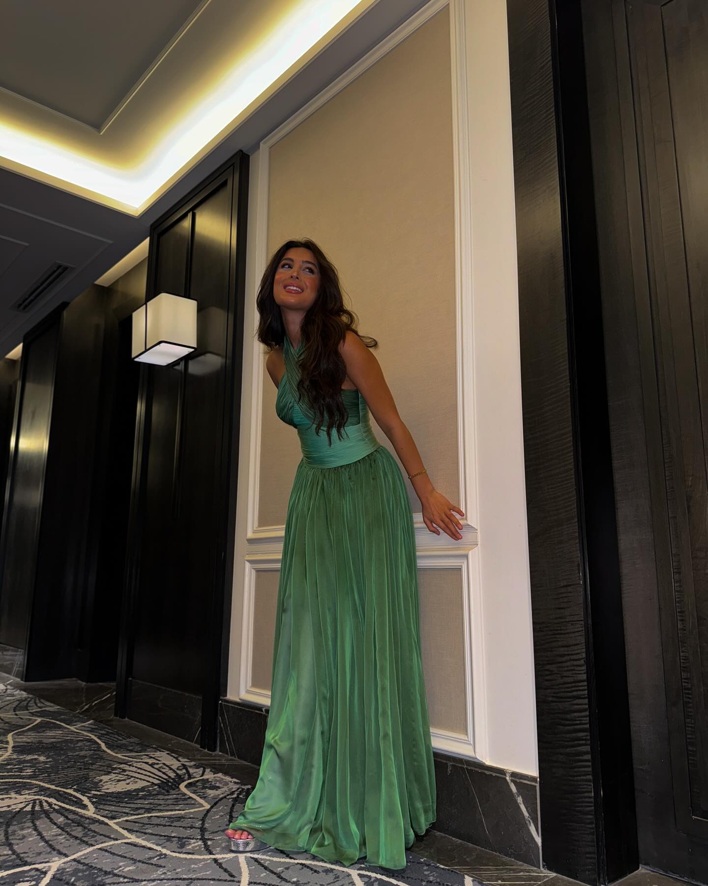Elegant Green A-Line Long Prom Dress for Women - Formal Evening Gown J5923 | Perfect for Homecoming, Prom Night & Black Tie Events