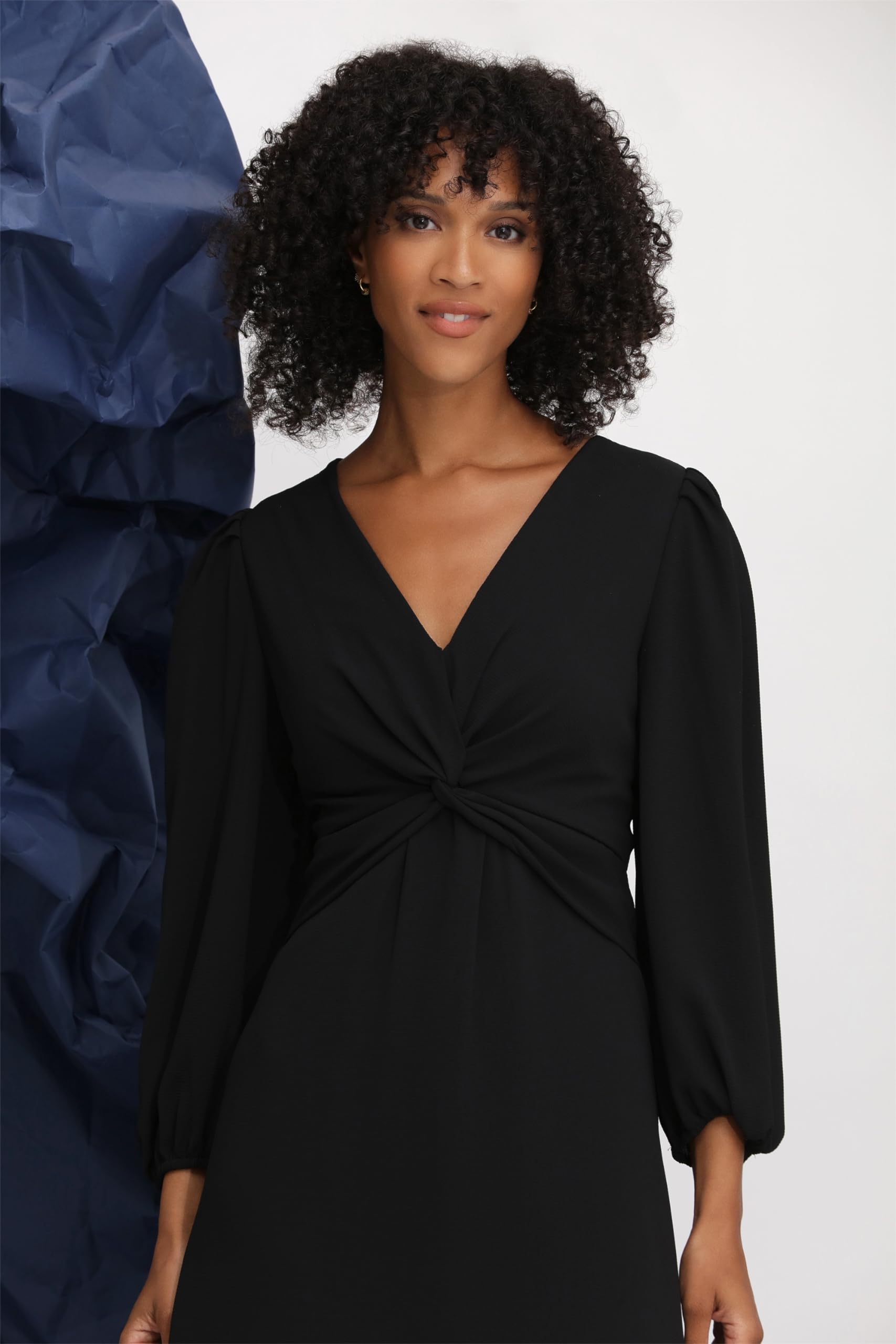 Maggy London Women's Long Sleeve Bubble Crepe Dress - Elegant Workwear & Wedding Guest Outfit for Office, Cocktail Party & Formal Events