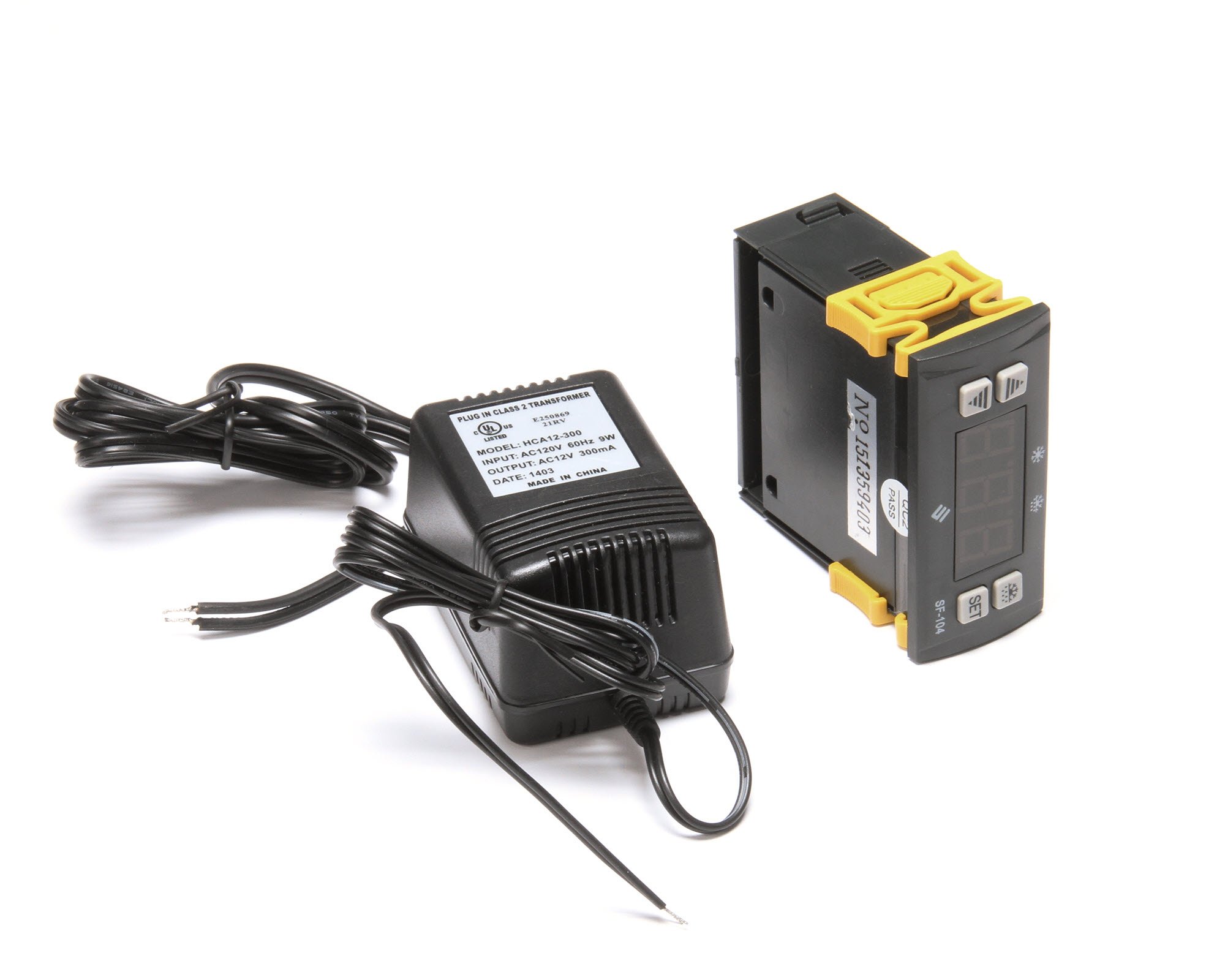Beverage Air CT9626 Commercial Refrigerator Digital Thermostat - Precise Temperature Control for Restaurants, Bars, and Food Service Businesses