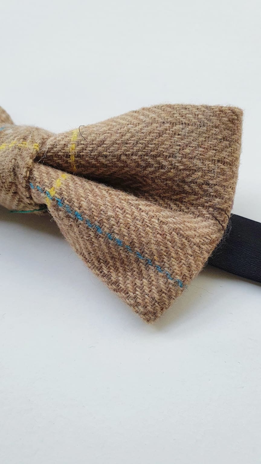 Marc Darcy DX7 Oak Tweed Check Bow Tie - Classic Men's Fashion Accessory for Weddings, Parties & Formal Events