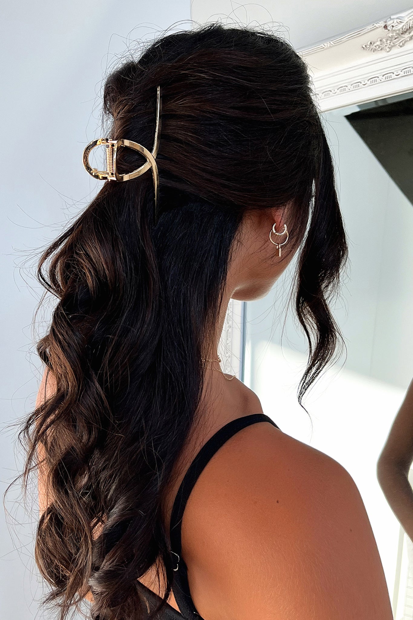 Liani Gold Hair Claw Clip for Women - Strong Hold Hair Clips for Thick Hair, Perfect for Ponytails, Buns & Updos - Elegant Hair Accessories for Daily Use, Work, Parties & Special Occasions