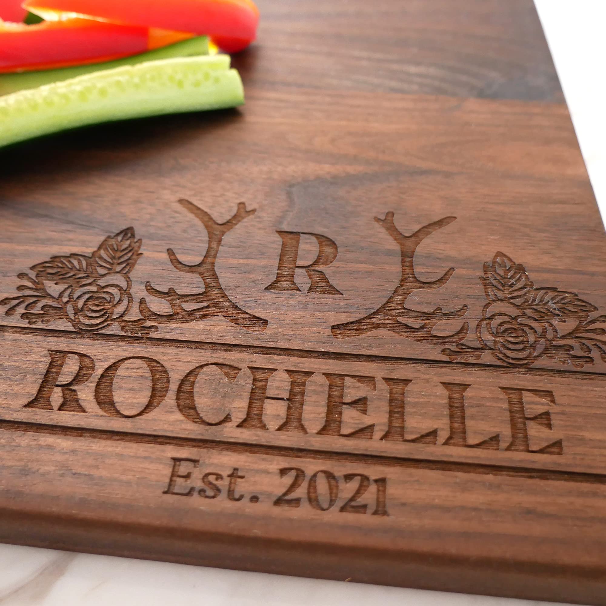 **Personalized Wooden Cutting Board - Custom Housewarming Gift for New Homeowners, Couples, Men & Women - Perfect for Kitchen Decor, Cooking & Unique Housewarming Presents**