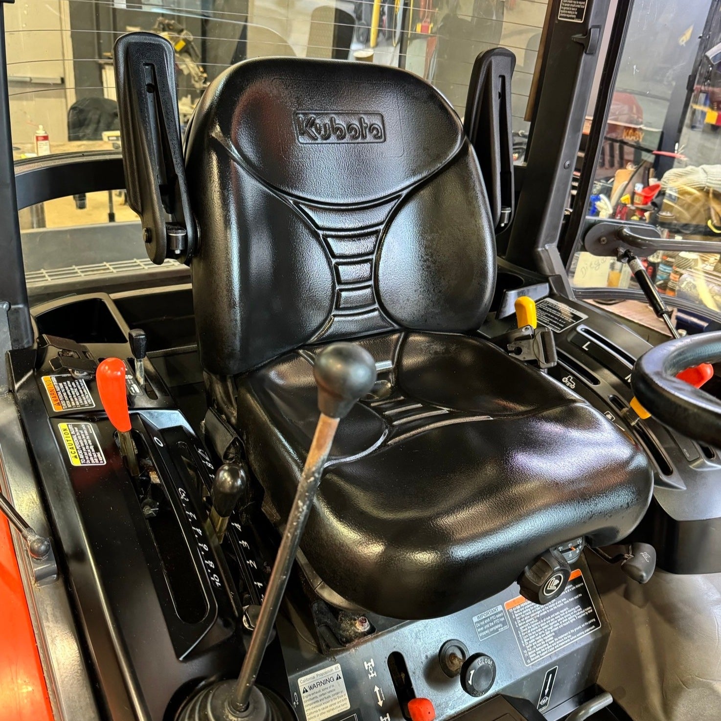 2021 Kubota LX2610HSDCC Tractor with Front Blade & Salt Spreader - Used Compact Utility Tractor for Snow Removal, Landscaping & Farm Work