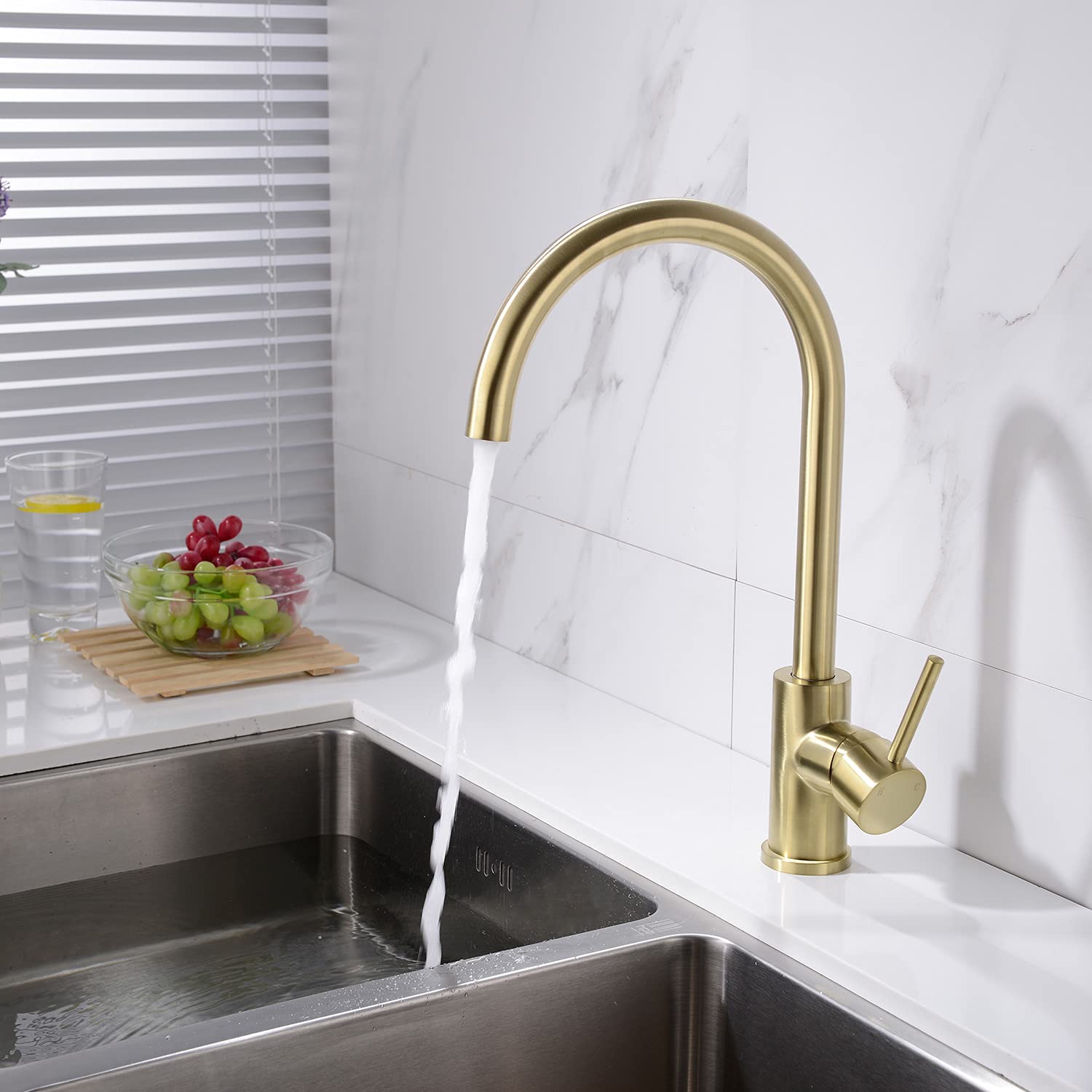 TRUSTMI Solid Brass Kitchen Faucet - Single Handle 1 Hole 360° Swivel Gooseneck Bar Sink Mixer Tap in Brushed Gold | Perfect for Modern Kitchens, Bars & Restaurant Prep Areas