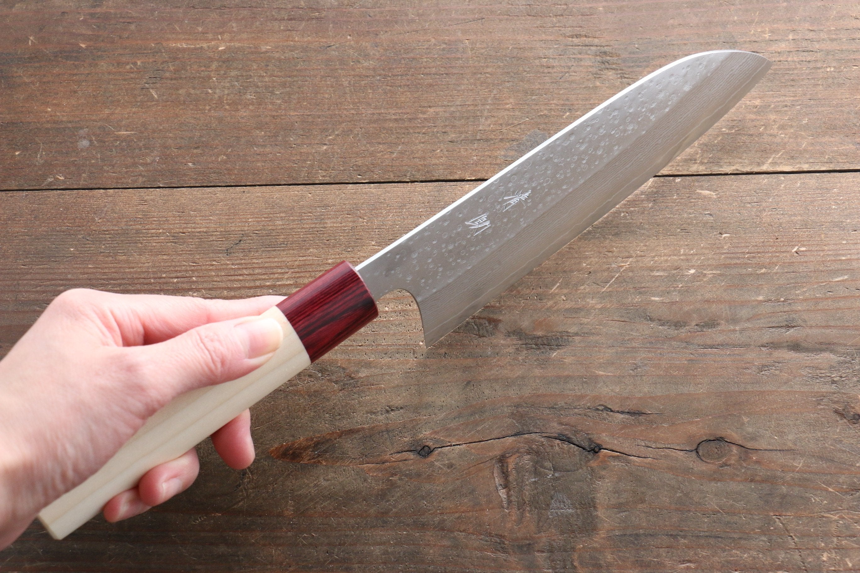 Premium Seisuke VG10 16-Layer Hammered Damascus Santoku Knife 165mm with Magnolia Wood Handle - Japanese Kitchen Knife for Professional Chefs & Home Cooking, Perfect for Slicing, Dicing & Chopping Vegetables, Meat & Fish