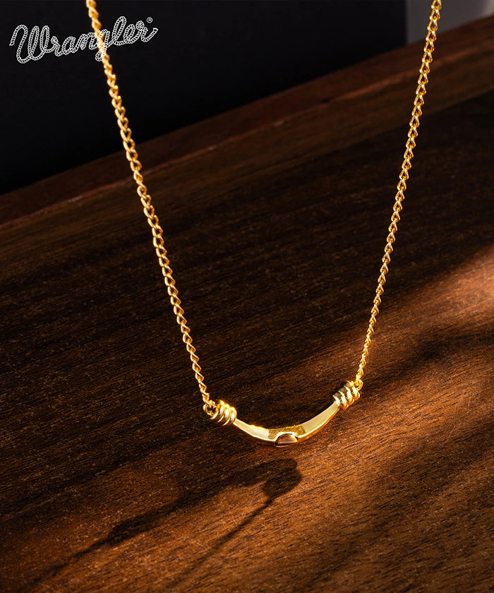 Wrangler Gold Curve Pendant Necklace for Women - Elegant Western Style Jewelry Gift for Cowgirls, Rodeo & Country Music Fans - Perfect for Parties, Concerts & Special Occasions
