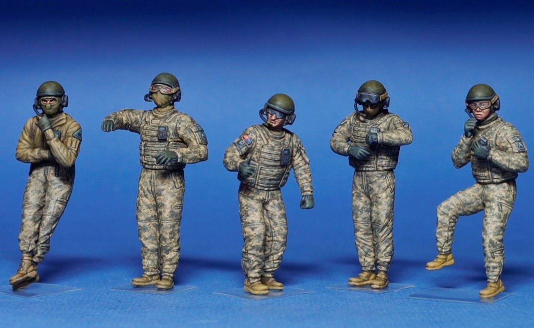 1:35 Scale MIN37005 U.S. Tank Crew Model Building Kit - Military Vehicle Diorama Set for Collectors & Hobbyists - Perfect for Historical Displays & Wargaming Scenes