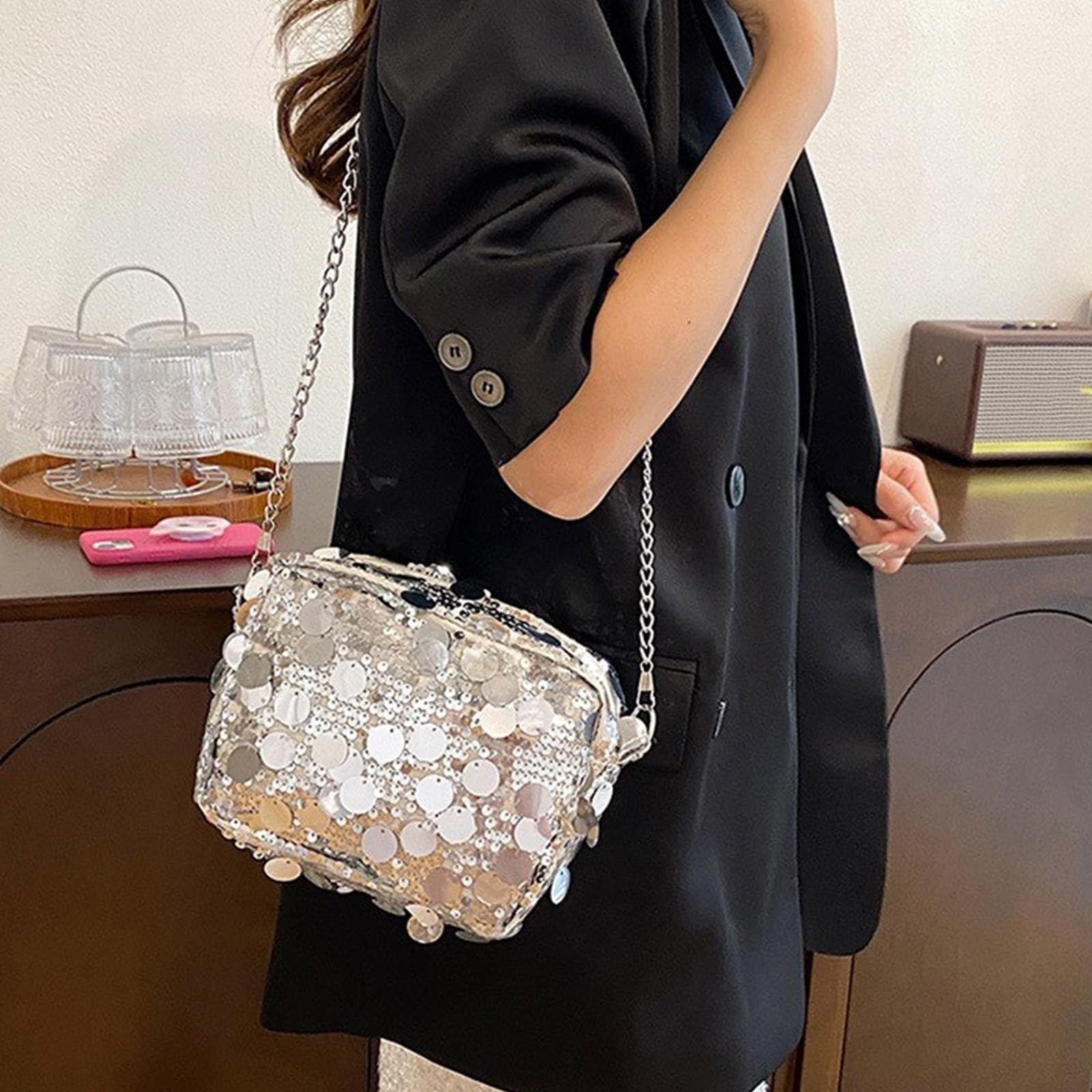 Sparkling Sequined Evening Bag for Women - Elegant Shoulder & Crossbody Purse with Detachable Chain | Perfect for Parties, Weddings & Special Occasions