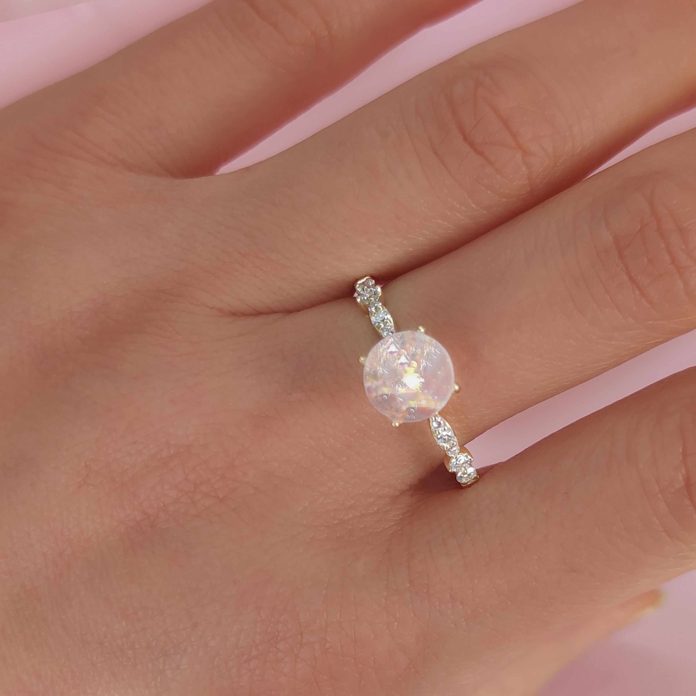 Eternal Bliss Memorial Ashes Ring - Cremation Jewelry for Loved Ones - Perfect for Remembrance, Gifts & Keepsakes - Elegant & Durable Design for Everyday Wear