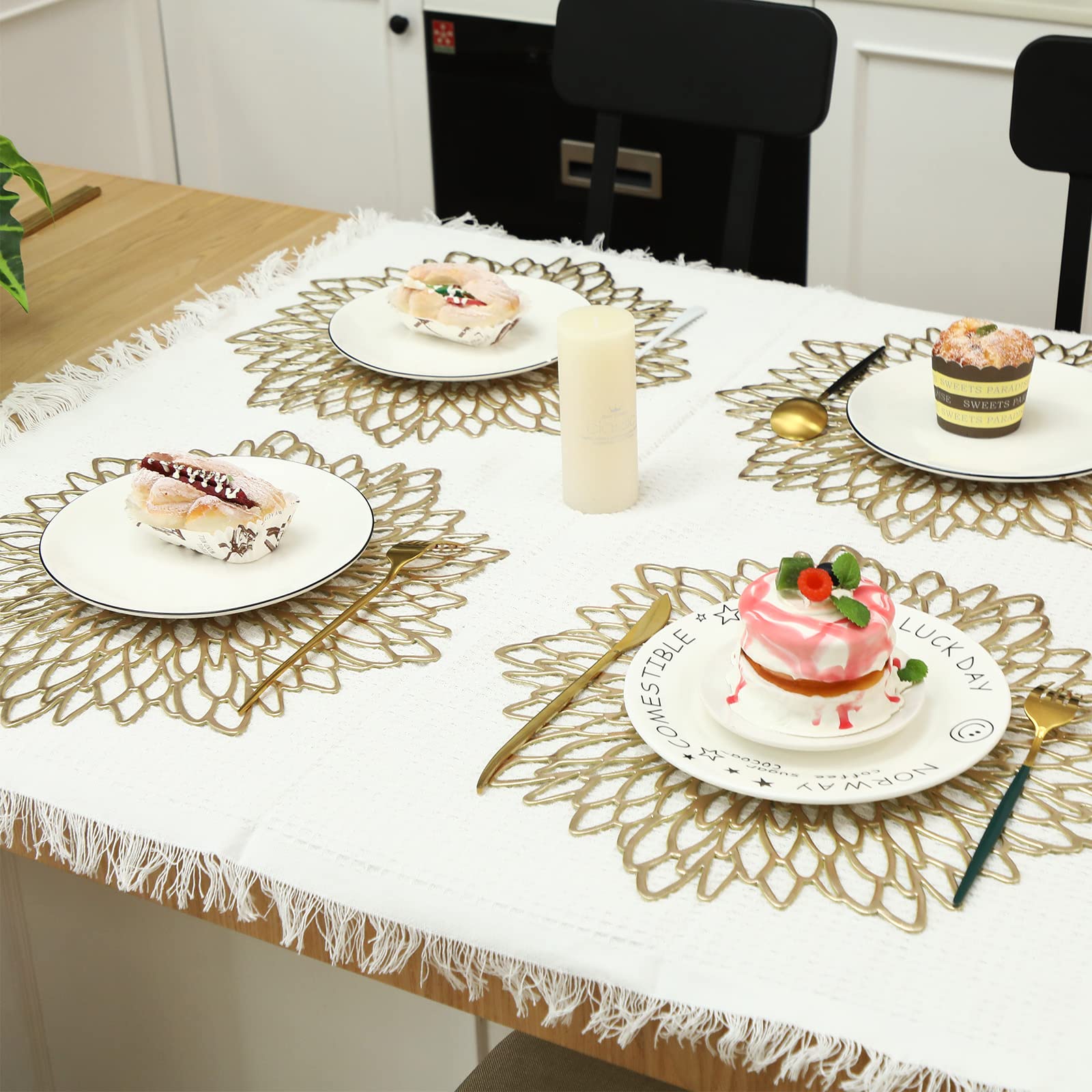 100-Piece Gold Round Pressed Vinyl Placemats Set - Metallic Hollow-Out Leaf & Flower Design - Elegant Table Mats for Wedding, Holiday Party, Reception - Durable & Decorative for Home, Kitchen, Dining Table (Perfect for Christmas, Thanksgiving & Special Occasions)