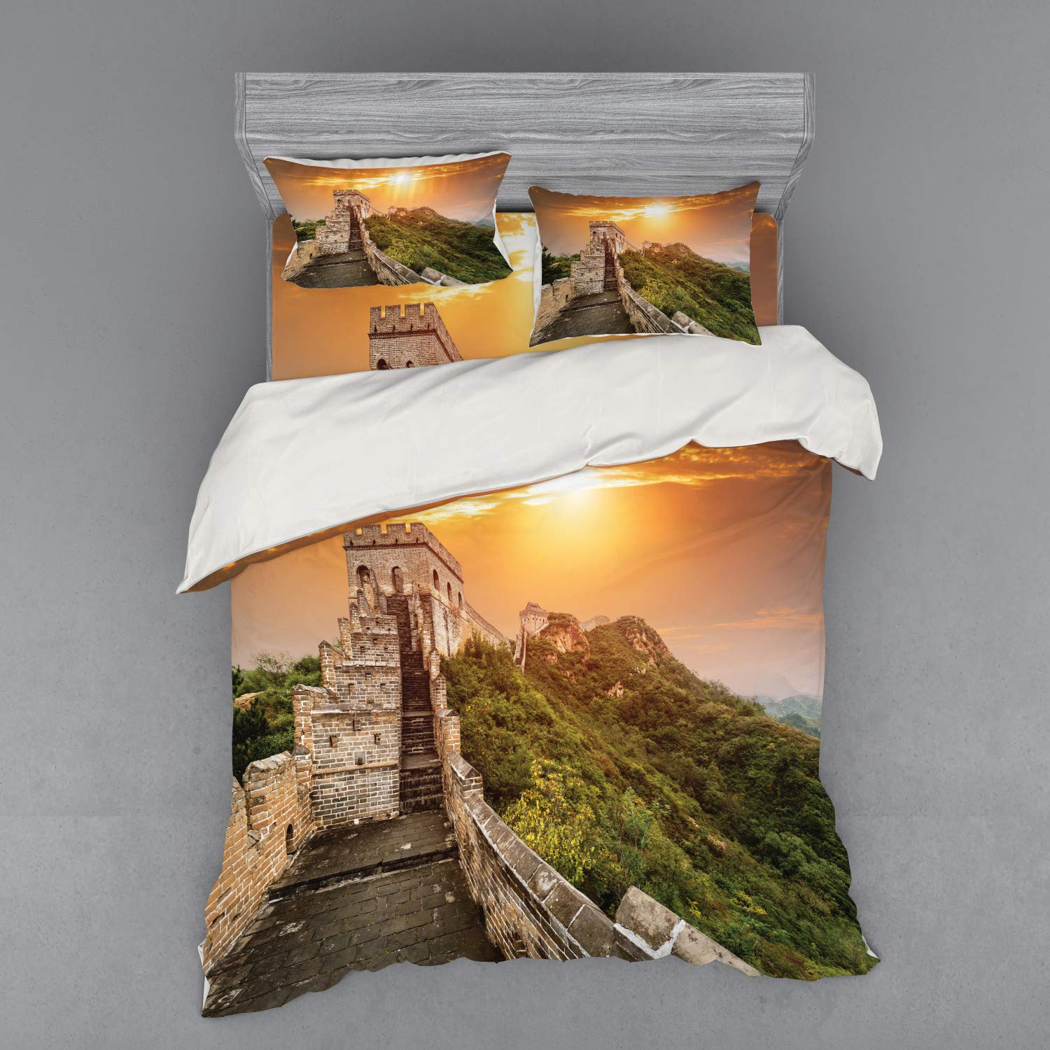 Ambesonne Chinese Heritage Bedding Set - Queen Size 4-Piece Duvet Cover with Shams & Fitted Sheet, Orange & Green Brick Border Design | Perfect for Asian-Themed Bedrooms, Cultural Decor, and Unique Home Styling