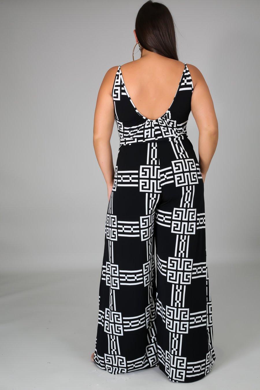 Simplicity Resort Ready Jumpsuit for Women - Comfortable & Stylish Curve Plus Size Outfit - Perfect for Beach Vacation, Summer Travel & Casual Wear