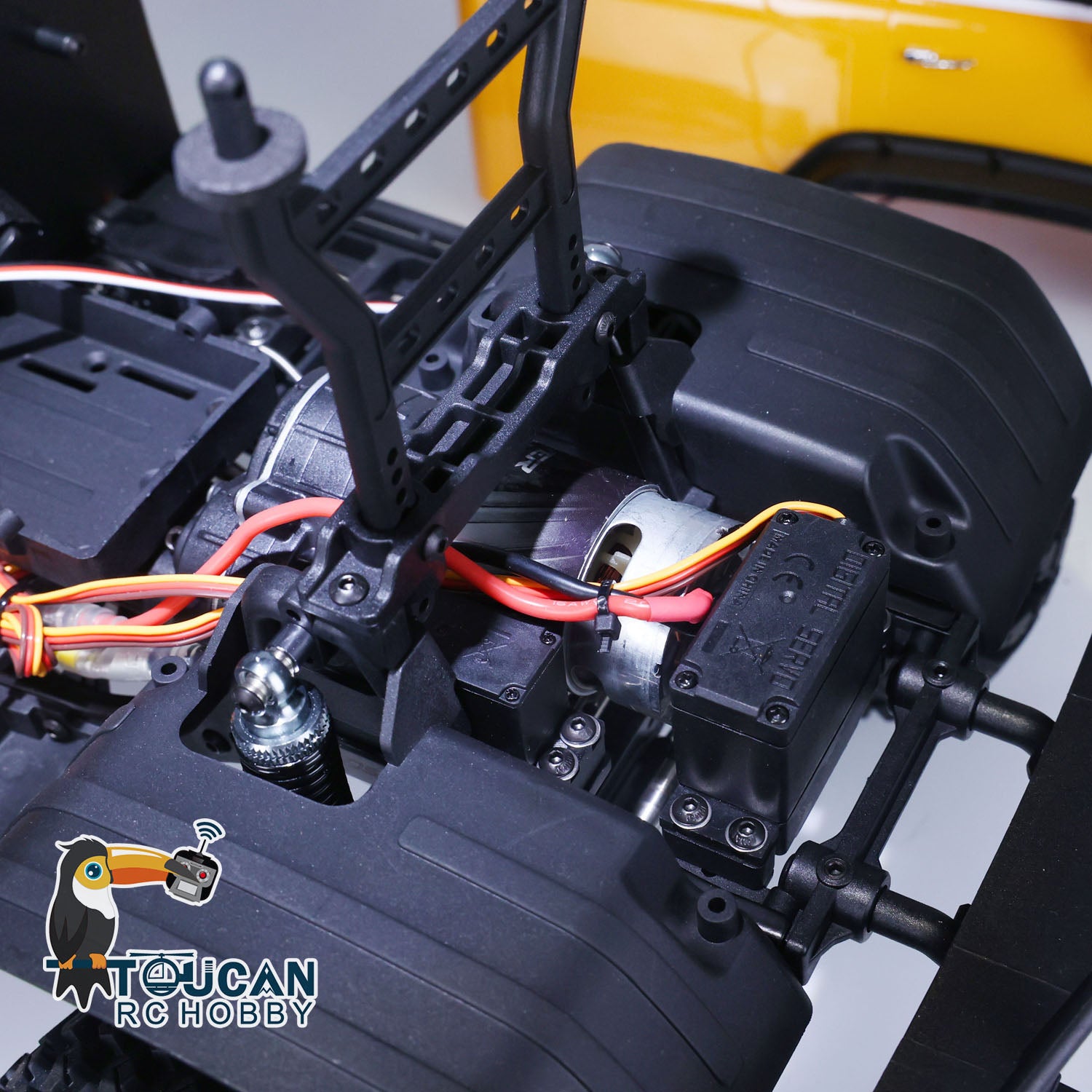 CrossRC 1/10 JT6 6WD 6X6 RC Rock Crawler Truck - 2.4GHz Remote Control Off-Road Vehicle with PNP ESC, Motor, Servo & LED Lights (US Stock) - Perfect for Trail Crawling, Off-Road Adventures and DIY RC Enthusiasts