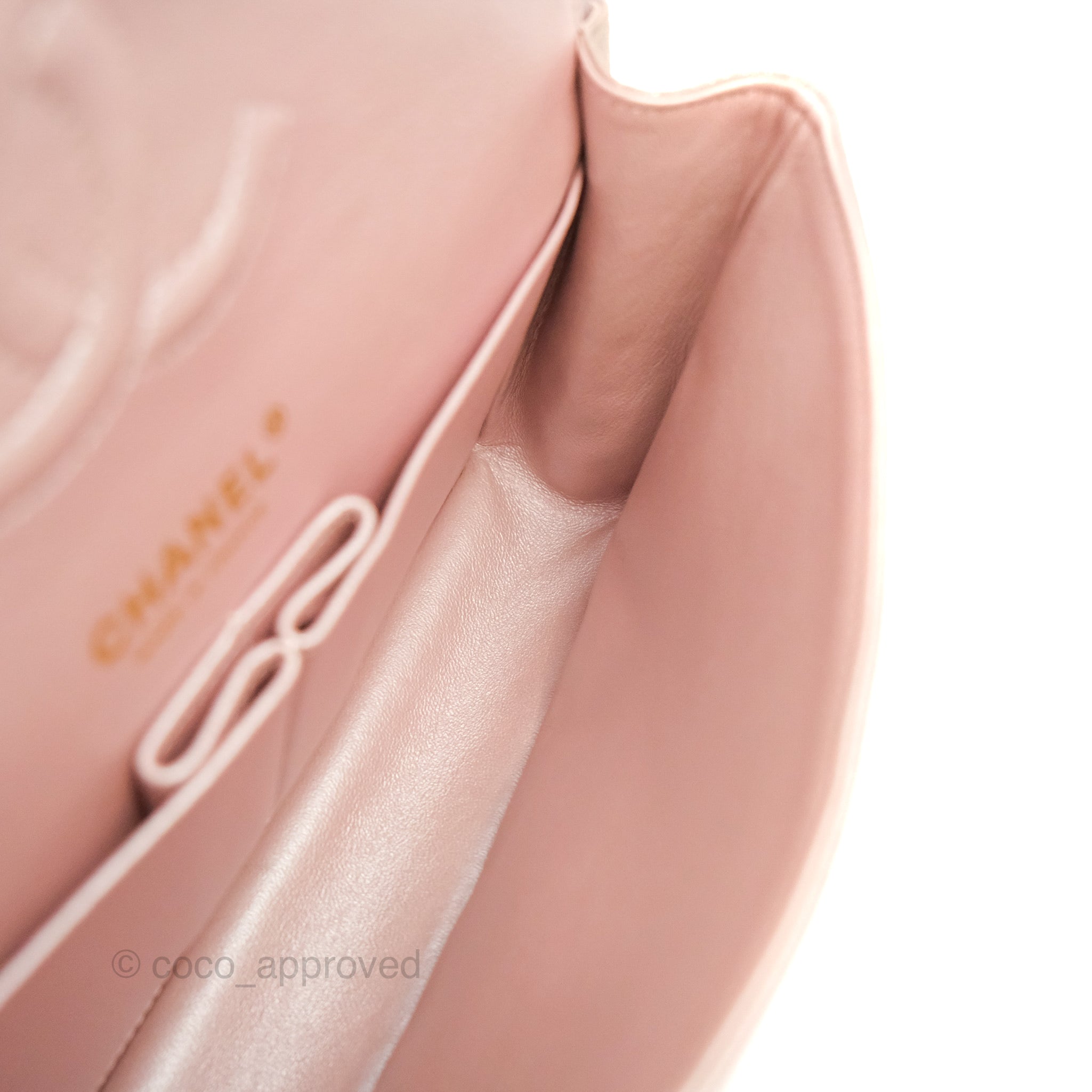 Chanel Classic M/L Medium Double Flap Bag in Rose Gold Pink Lambskin with Gold Hardware - Luxury Handbag for Women, Perfect for Parties, Weddings & Special Occasions