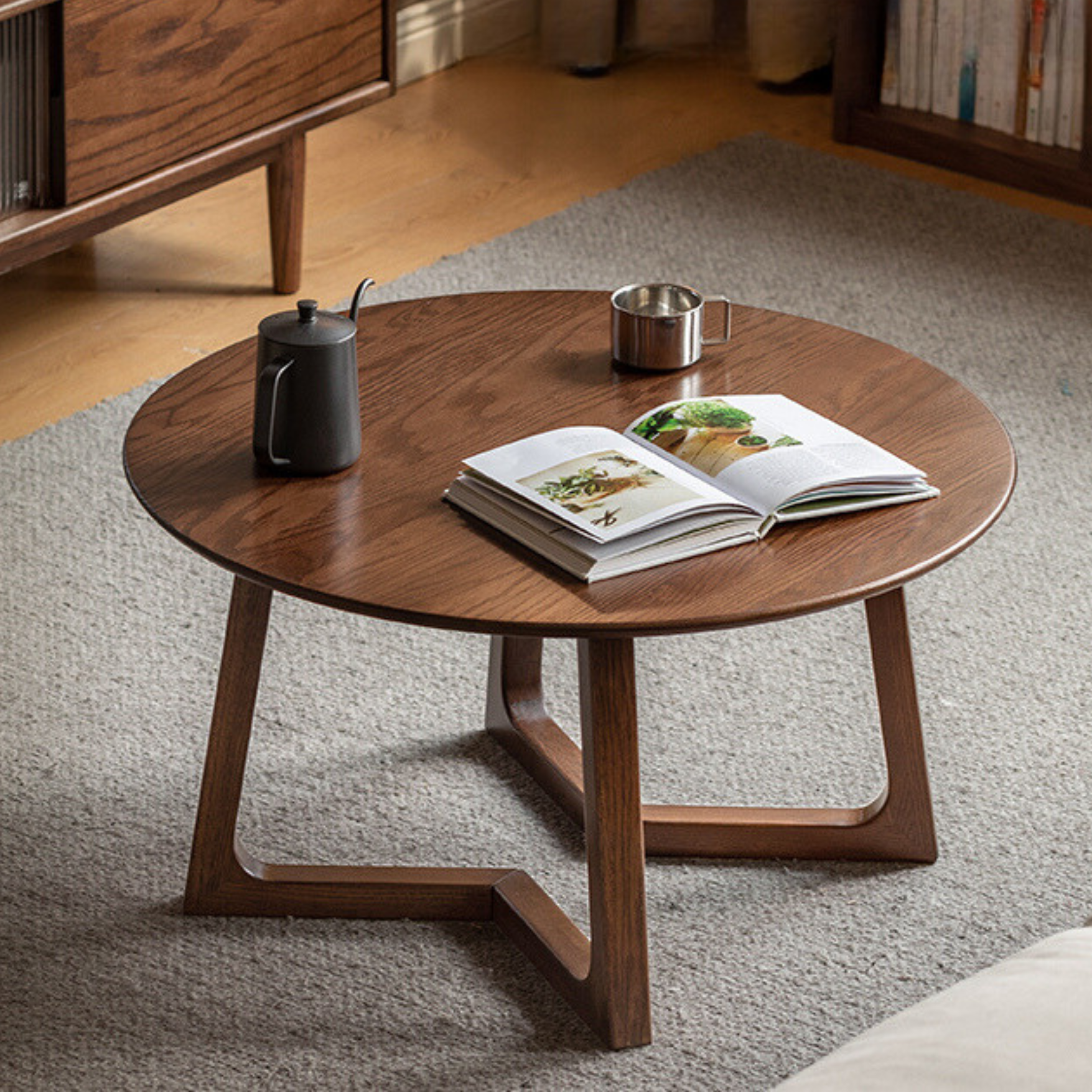 Solid Oak Wood Round Modern Coffee Table - Stylish Centerpiece for Living Room, Lounge & Office Decor