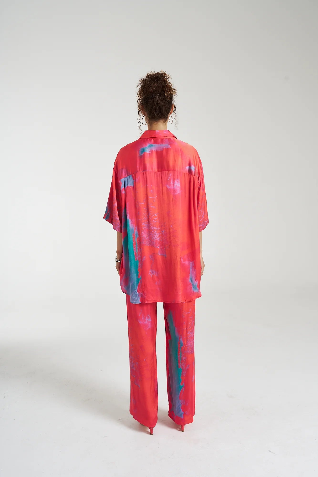Verona Oversized T-Shirt for Women - Comfortable & Stylish Casual Wear for Everyday Outfits, Lounge, and Street Fashion