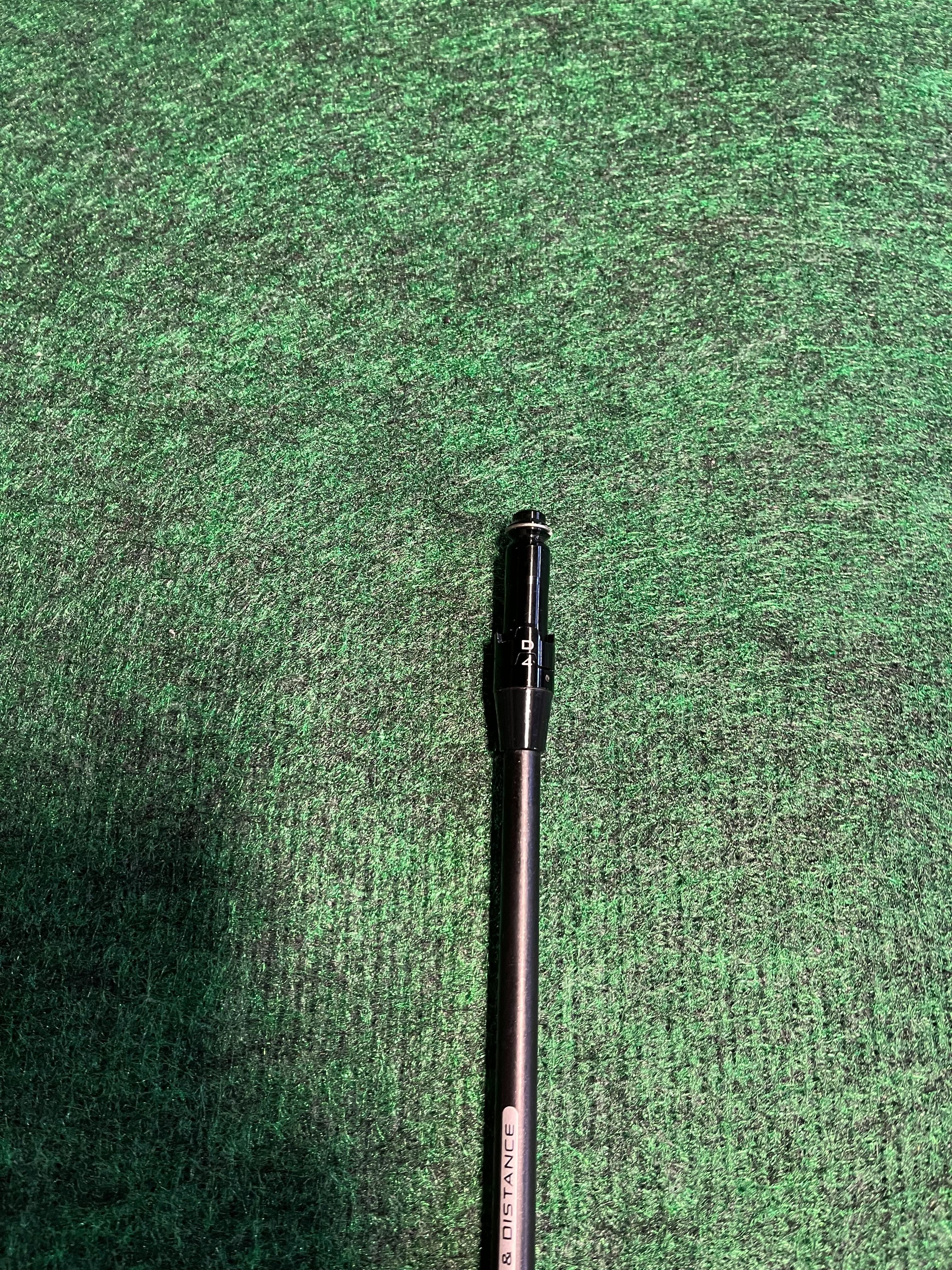 Graphite Design IZ 4 Fairway Wood Shaft - Regular Flex 43 Inch - High Performance Golf Club Shaft for Improved Accuracy and Distance on the Course