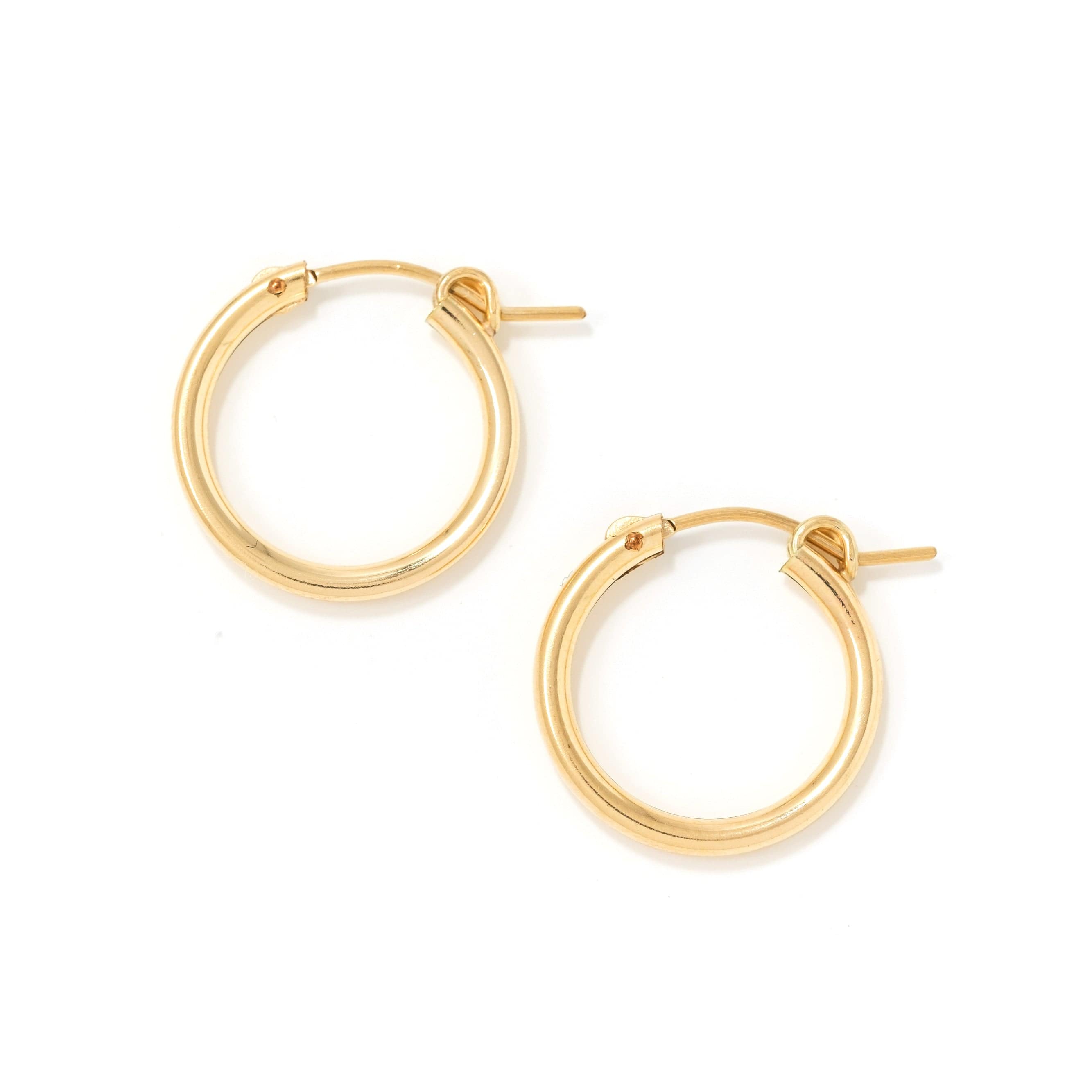 14K Gold Filled Wire Hoop Earrings for Women - Classic Circle Huggie Earrings for Everyday Wear, Gift Giving & Special Occasions