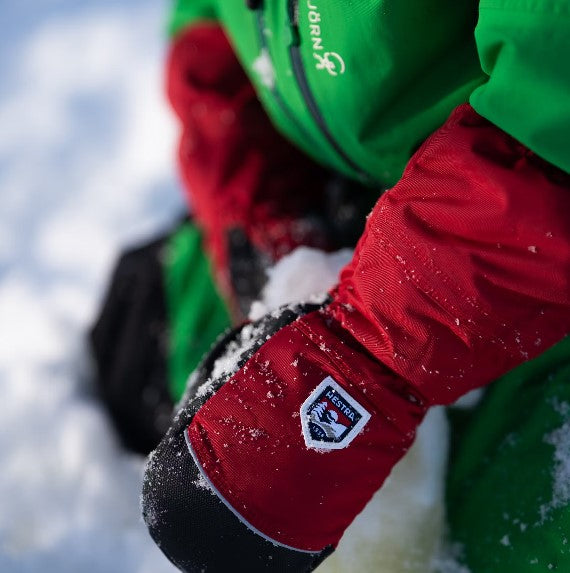 Hestra Akka Junior Ski Mittens for Kids - Warm Waterproof Winter Gloves for Boys & Girls - Perfect for Skiing, Snowboarding & Outdoor Winter Activities