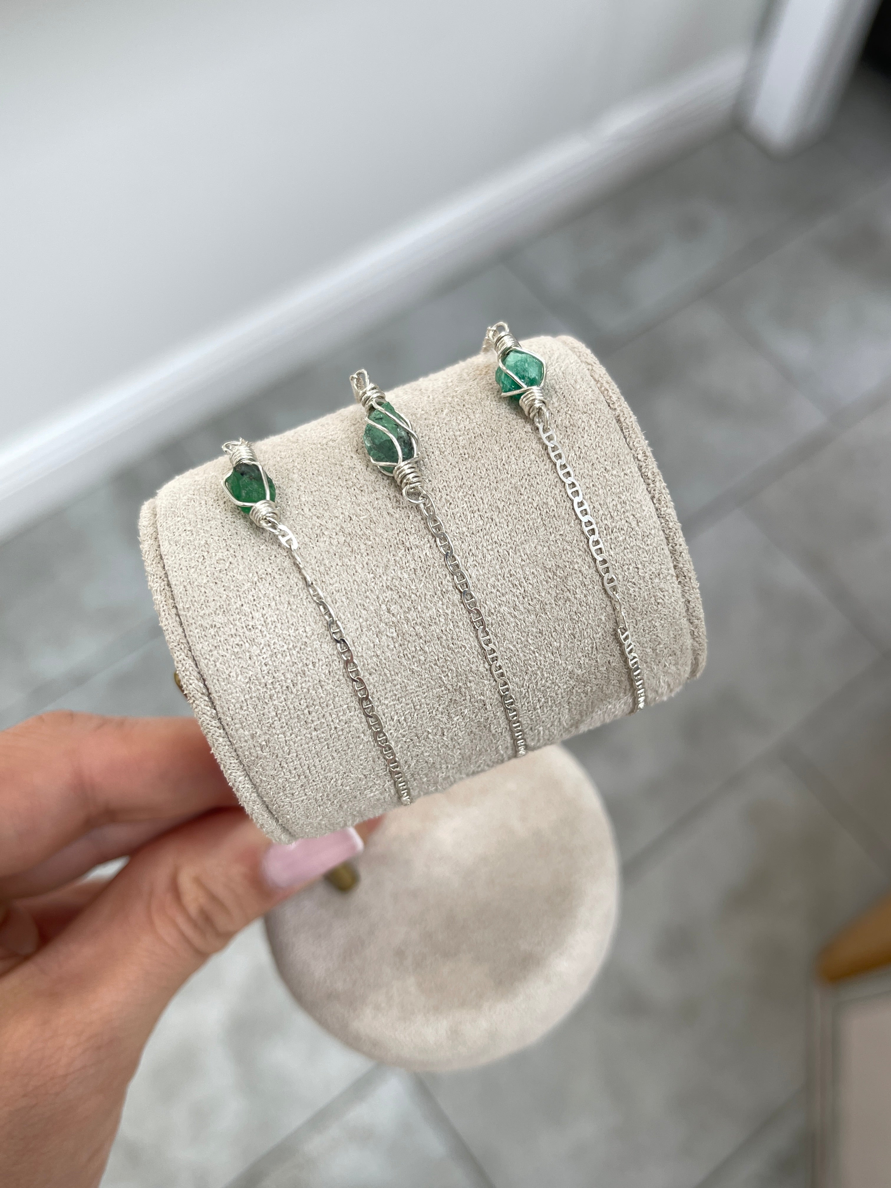 Handmade Colombian Emerald Wire Wrapped Silver Bracelet - Natural Green Gemstone Jewelry for Women - Perfect for Weddings, Parties & Everyday Wear