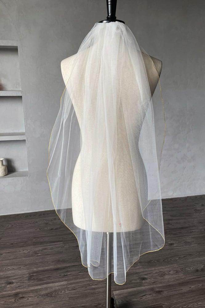 Elegant One-Tier Pencil Edge Tulle Waist Veil CV0375 - Perfect for Bridal Accessories, Wedding Ceremonies & Special Occasions