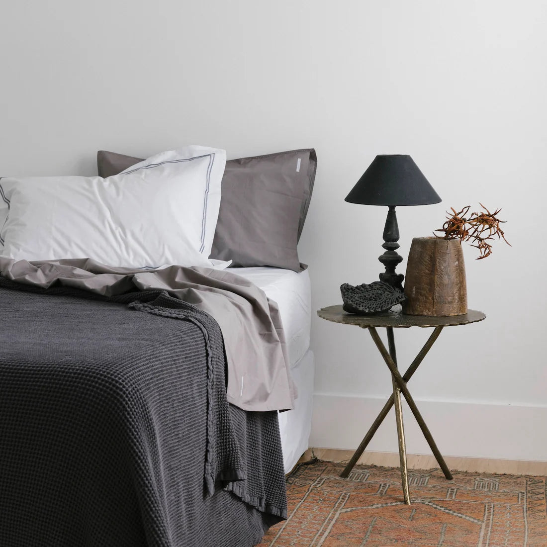 Premium Organic Cotton Embroidered Pillowcases - Soft, Hypoallergenic Bedding for Luxury Sleep & Home Decor - Perfect for Master Bedroom, Guest Room, and Hotel Use