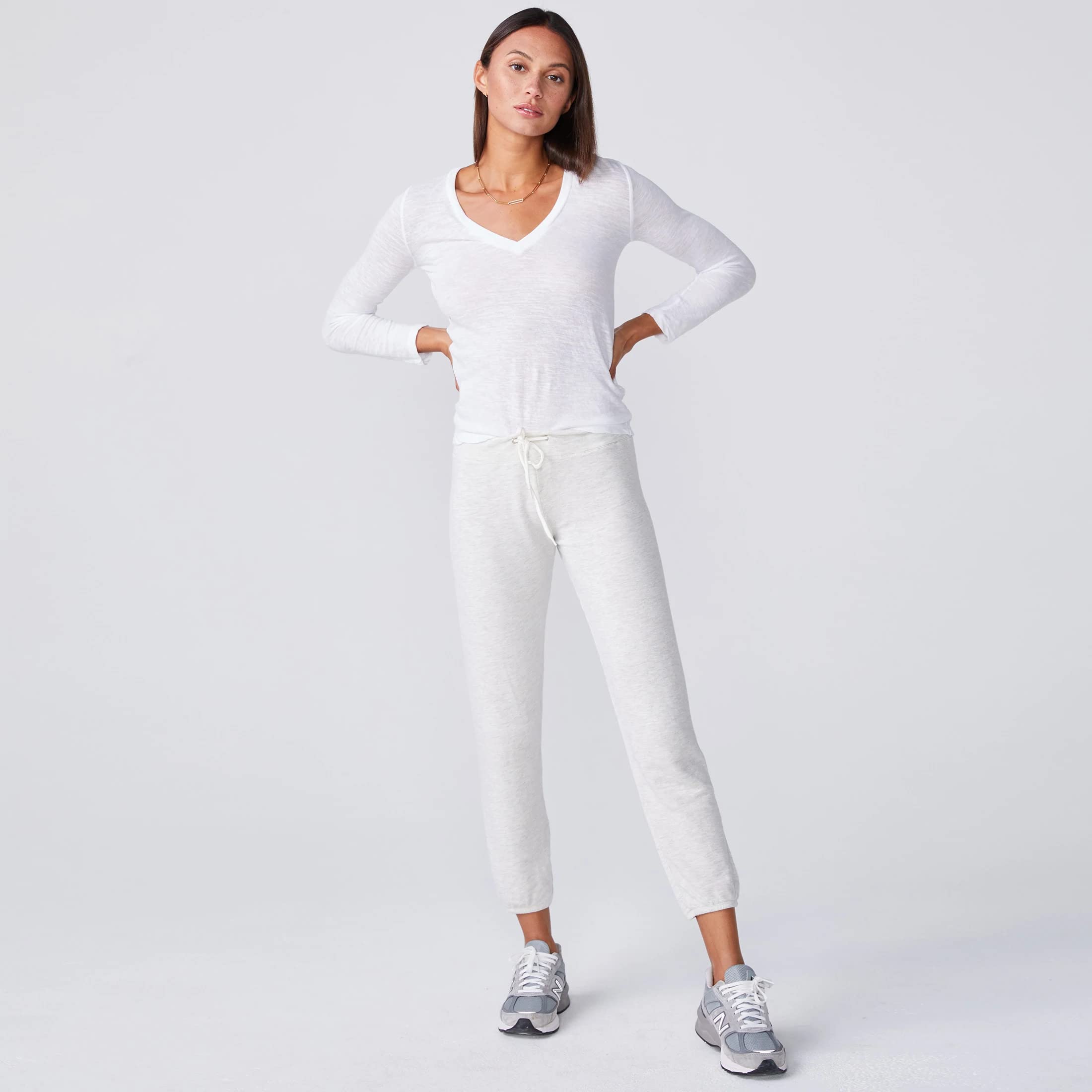 Monrow Women's Textured Tri-Blend Fitted Long Sleeve V-Neck T-Shirt - Super Soft Stretchy Fabric, Flattering Casual & Cute Fit for Everyday Wear, Work & Date Nights