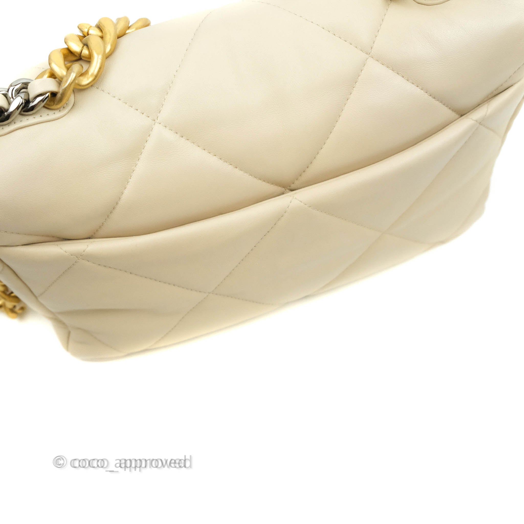 Chanel 19 Medium Flap Bag in Beige Cream Goatskin Leather with Mixed Hardware - Luxury Designer Handbag for Women, Perfect for Work, Travel and Special Occasions