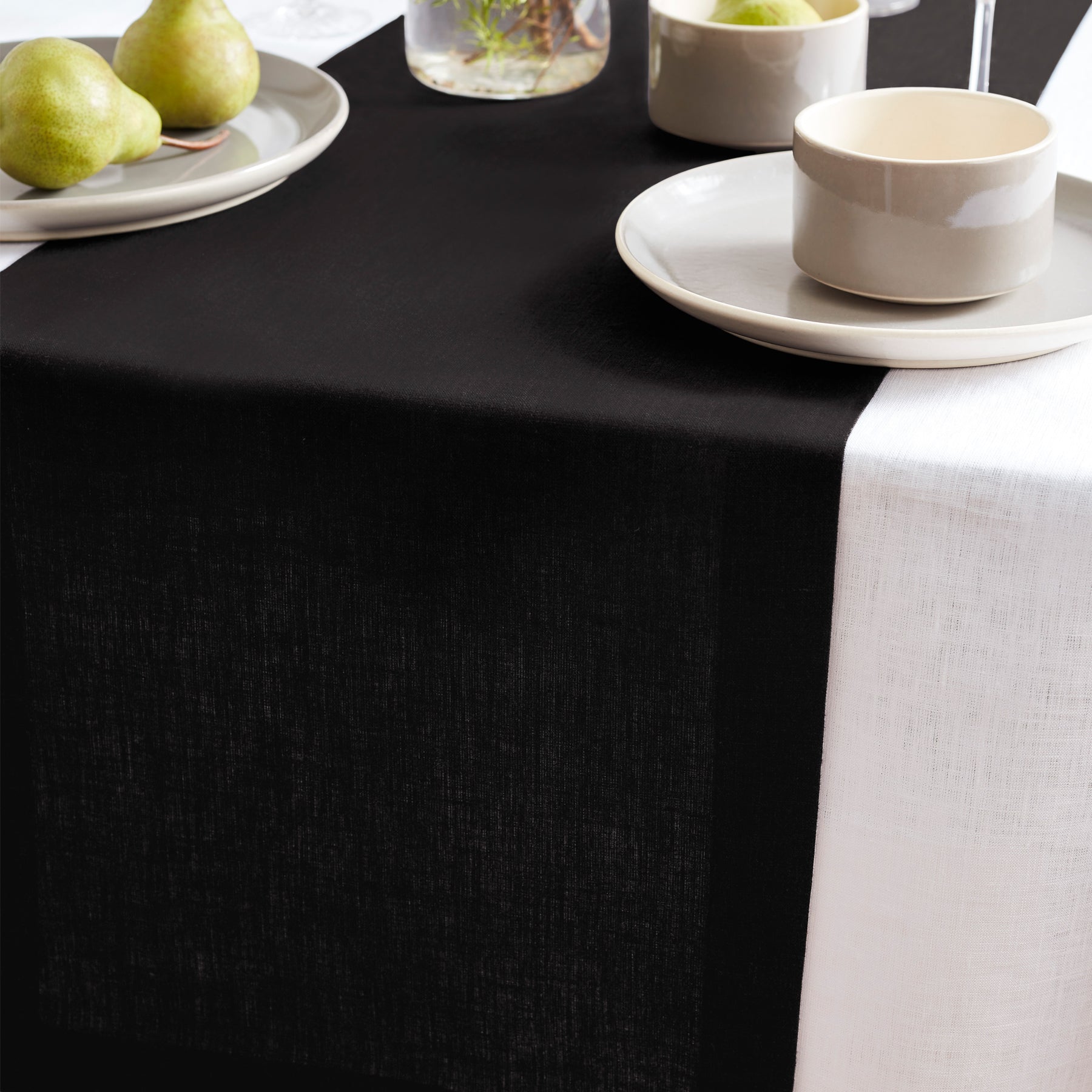 Sonoma Table Runner - Elegant Dining Decor for Thanksgiving & Christmas | Perfect for Holiday Tablescapes & Home Decor