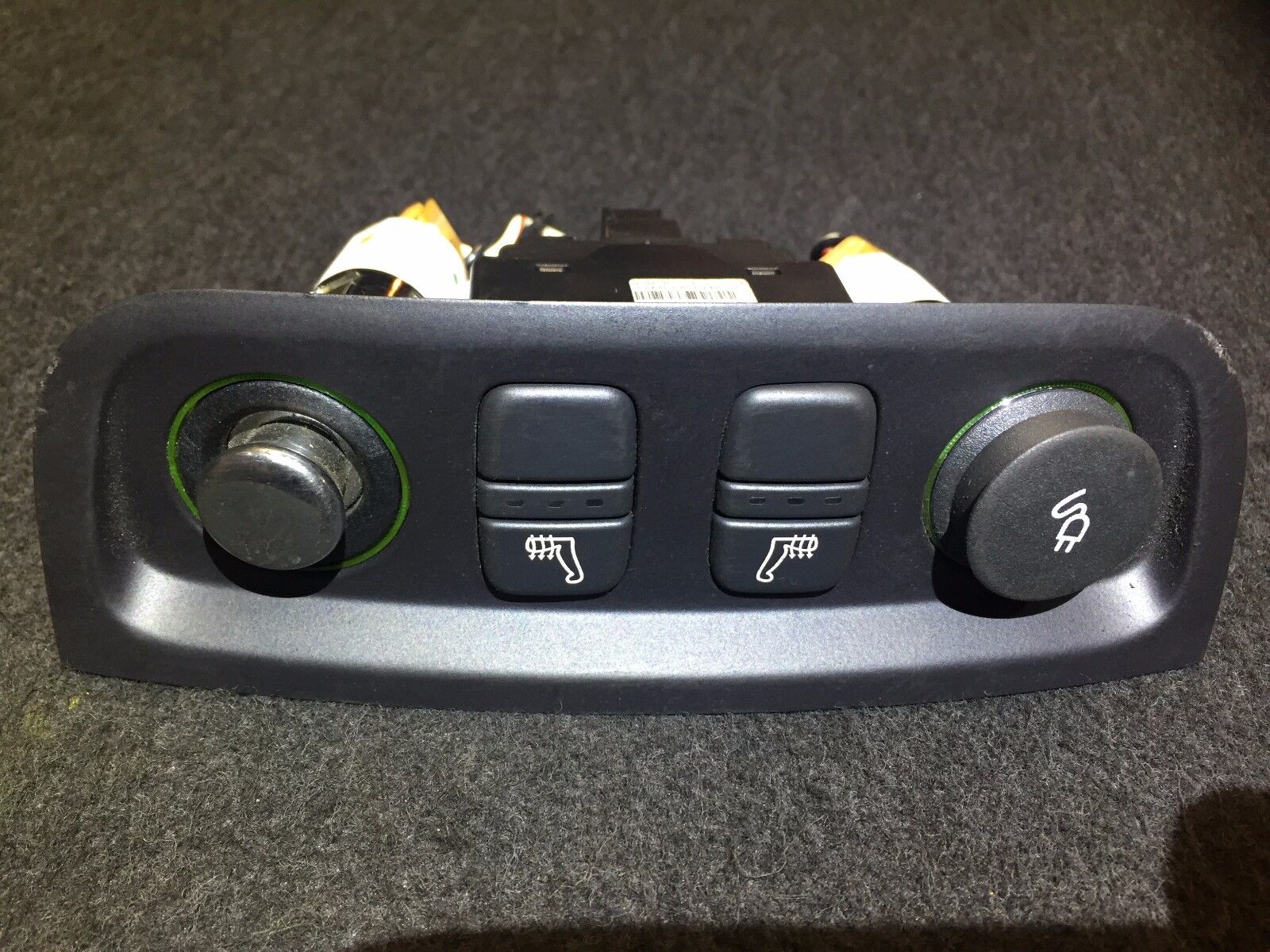 2004-2009 Jaguar XJ8 OEM Heated Rear Seat Switch - Genuine VDP Replacement Part for Comfort & Luxury Driving