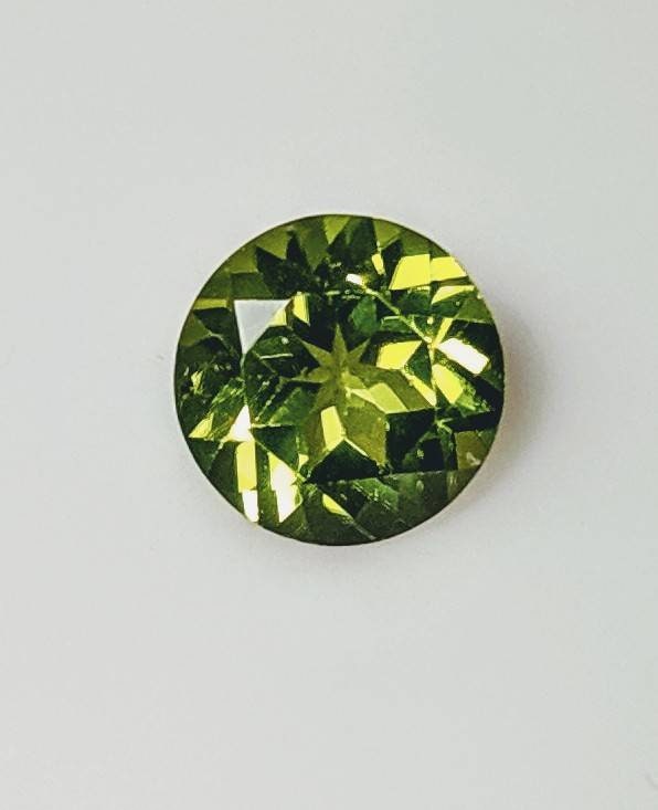 Wholesale Natural Genuine Arizona Peridot Gemstone - 2mm to 8mm Round Cut VVS Loose Stones - August Birthstone for Jewelry Making, Engagement Rings & Healing Crystals