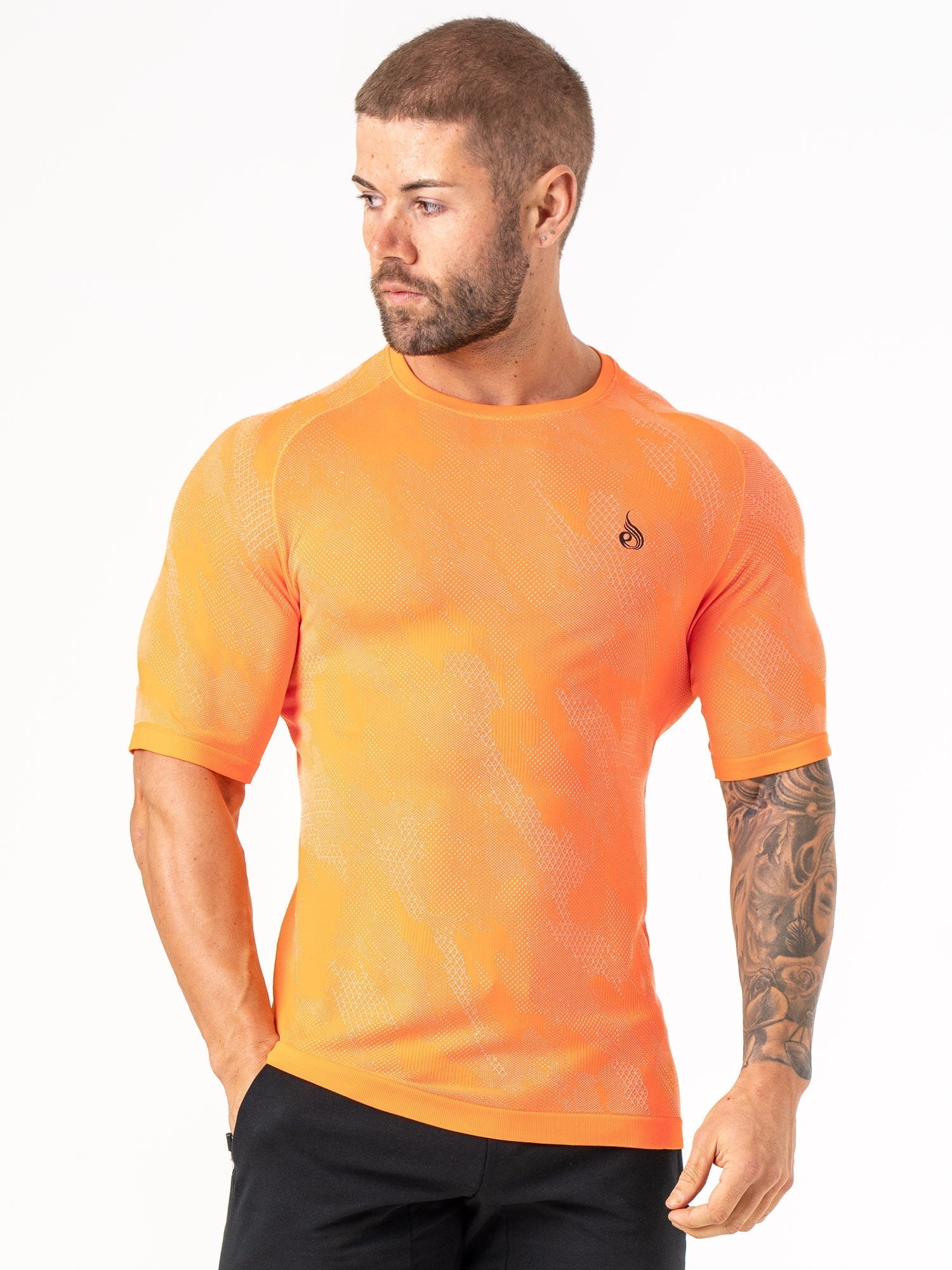Aero Core Seamless T-Shirt for Men - Breathable Quick-Dry Orange Workout Shirt - Perfect for Gym, Running & Outdoor Activities