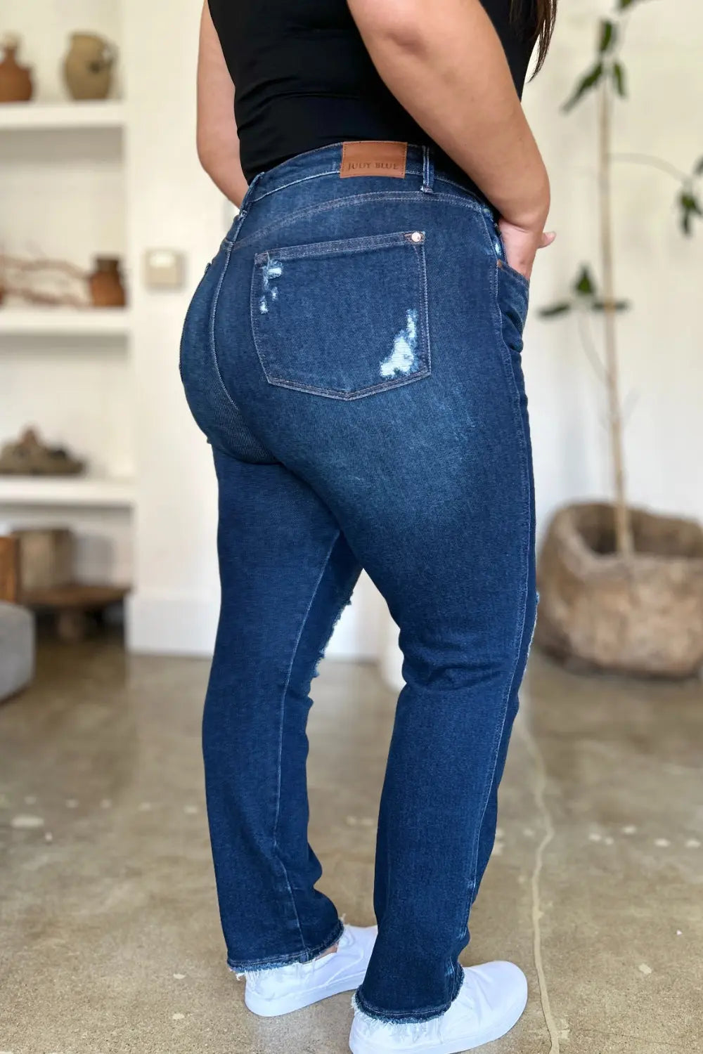 Judy Blue High Waist Rigid Magic Destroyed Straight Jeans for Women - Vintage Distressed Denim Pants with Comfort Stretch (Casual Wear, Street Style, Night Out)