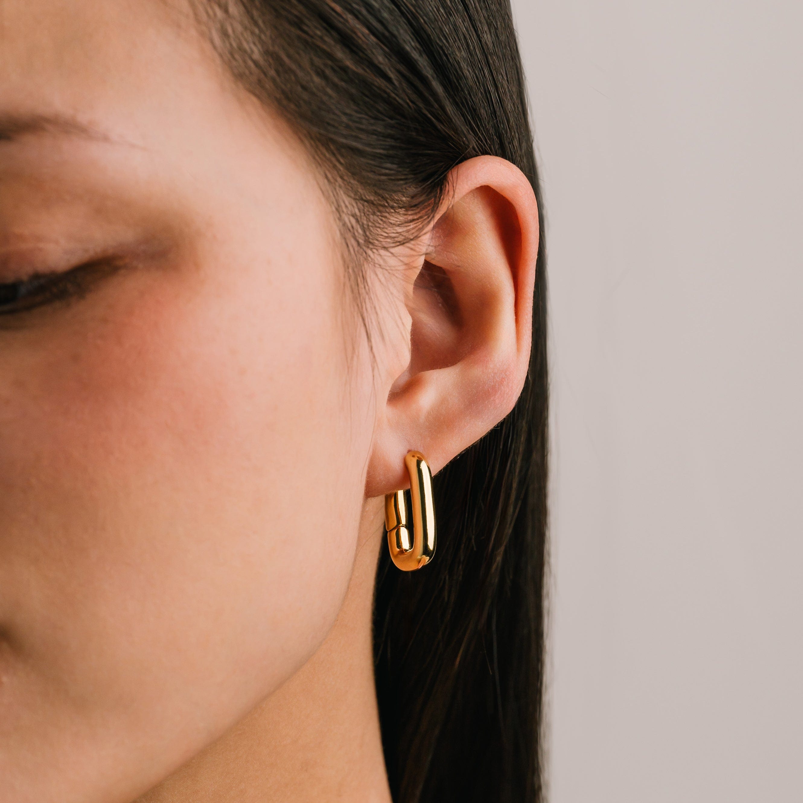 Stylish Midi Paperclip Puff Hoop Earrings for Women - Trendy Gold/Silver Fashion Jewelry - Perfect for Parties, Dating & Everyday Wear