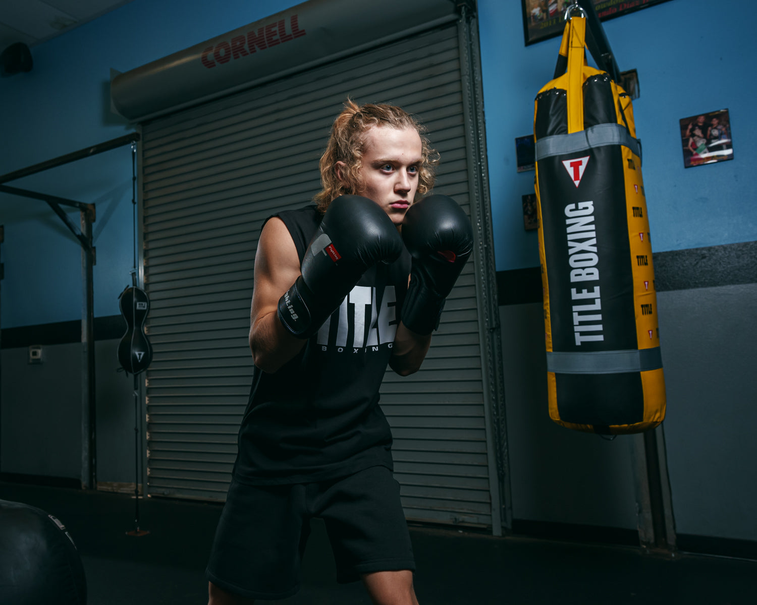 Premium Leather Boxing Gloves for Training & Sparring - Ideal for MMA, Kickboxing, and Fitness Workouts