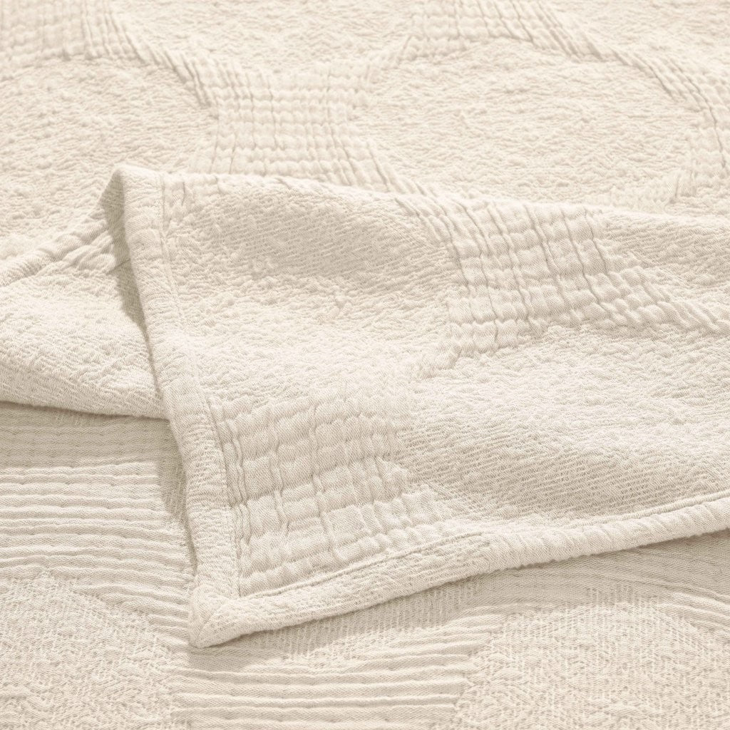 Tanta Cotton Medium Weight Crinkle Woven Coverlet - Soft & Breathable Bedspread for All Seasons | Perfect for Bedroom Decor, Guest Rooms & Cozy Home Styling