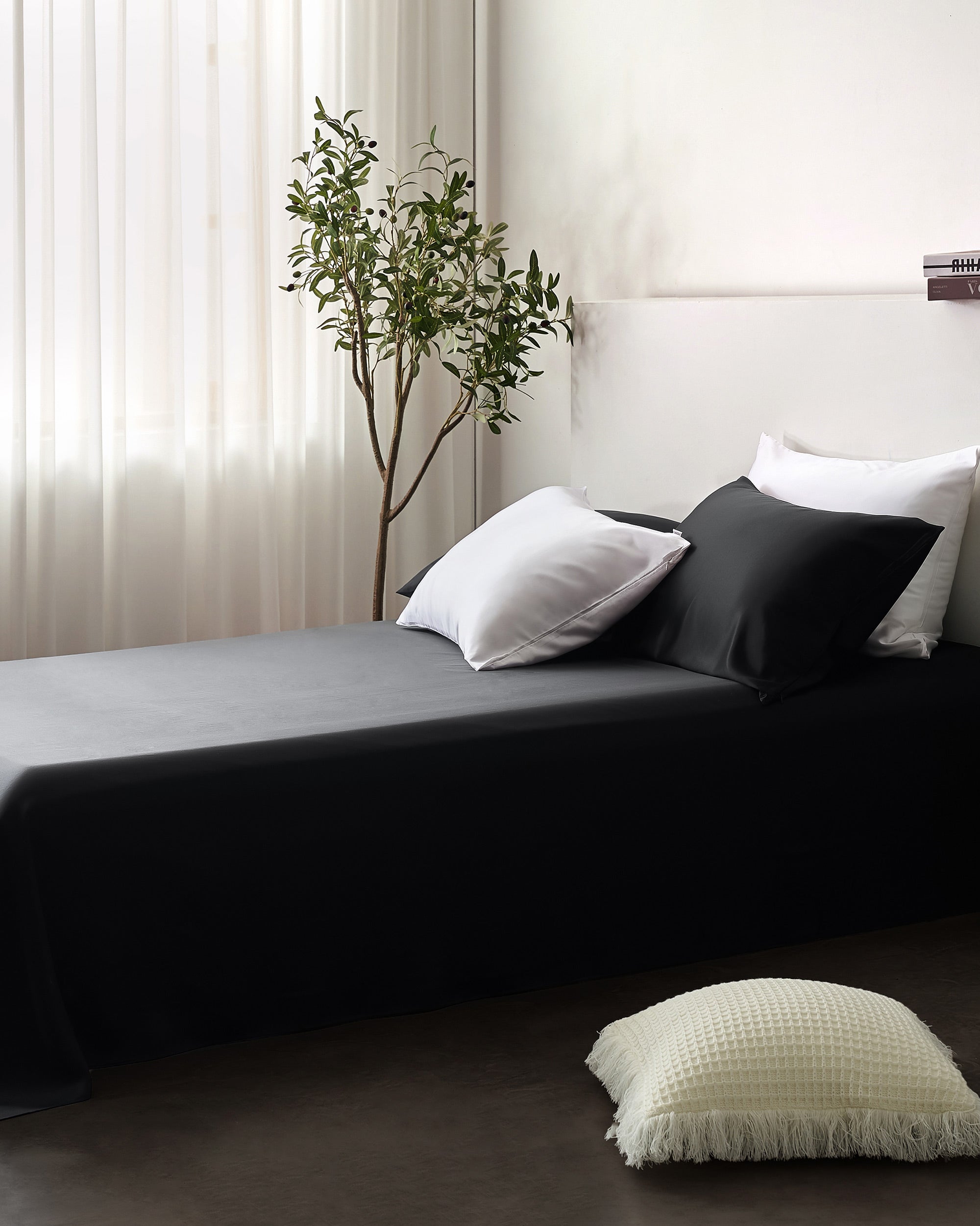 22 MM Silk Flat Sheet - Luxurious 100% Mulberry Silk Bed Sheet for Queen Size - Perfect for Hot Sleepers & Allergy Relief