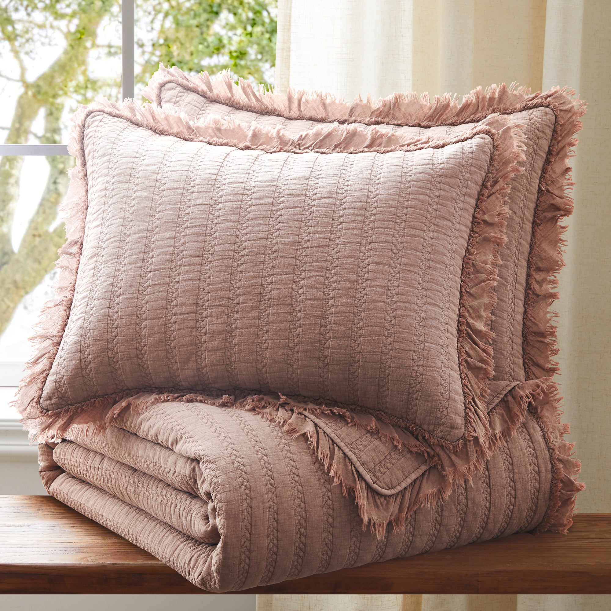 Wilhemina Dusty Rose Dorm Quilt Set - Twin Size Bedding for College Students, Soft Microfiber Comforter with Matching Pillowcases, Perfect for Dorm Rooms & Teen Bedrooms
