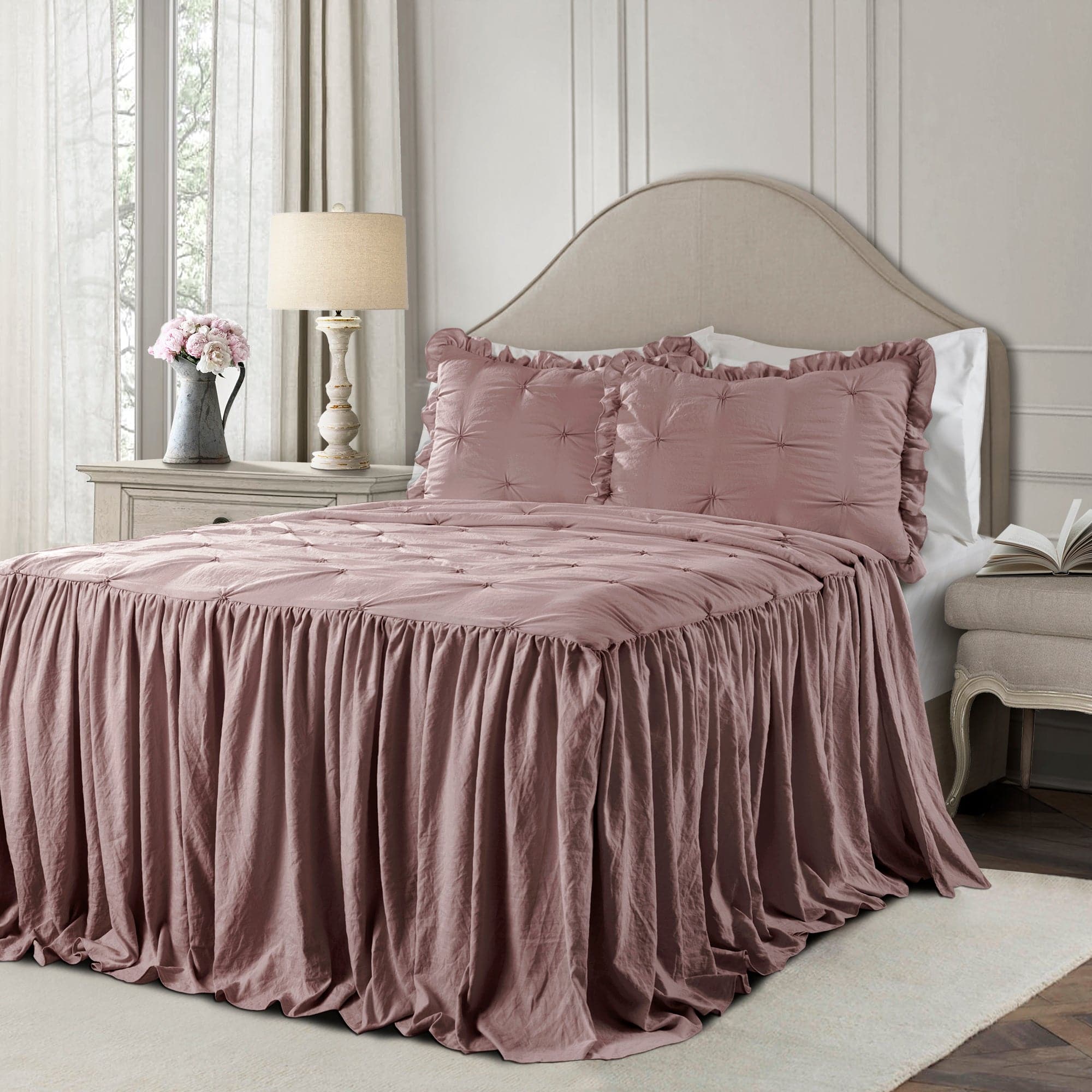 Ravello Pintuck Ruffle Skirt Bedspread Set - Elegant Queen Size Bedding with Ruffled Design for Master Bedroom Decor | Perfect for Guest Rooms, Hotels & Luxury Home Styling