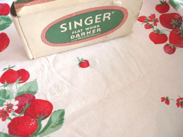 Vintage Original Singer Flat Work Darner - Perfect for Sewing, Mending & Quilting Projects