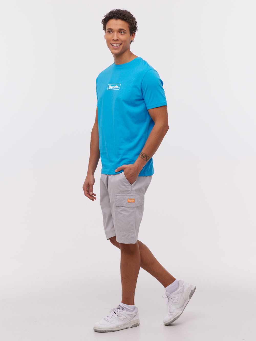 Detoca Men's Cargo Shorts with Multiple Pockets - Durable & Comfortable Outdoor Work Shorts for Hiking, Camping, and Travel