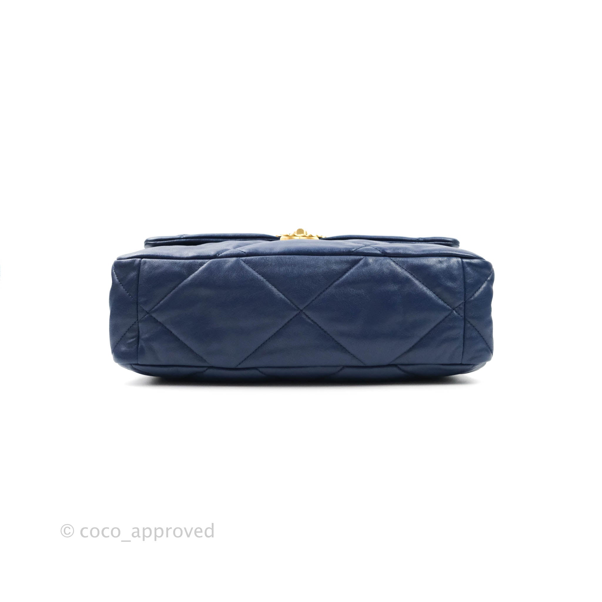 Chanel 19 Medium Flap Bag in Blue Goatskin Leather with Mixed Hardware - Perfect for Everyday Luxury & Special Occasions