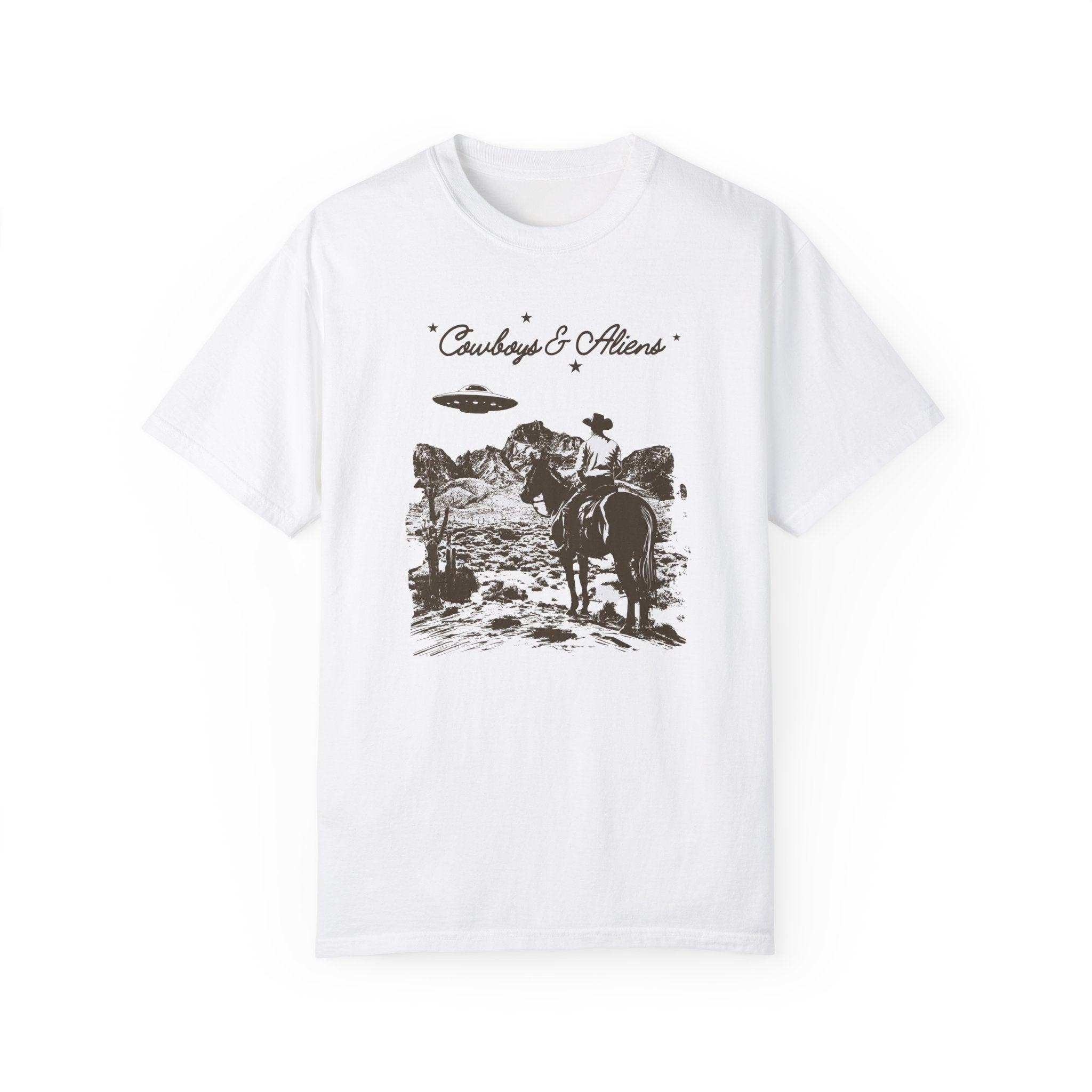 Vintage Cowboys & Aliens Graphic T-Shirt - Retro Sci-Fi Western Tee for Men & Women - Perfect for Cosplay, Halloween & Casual Wear