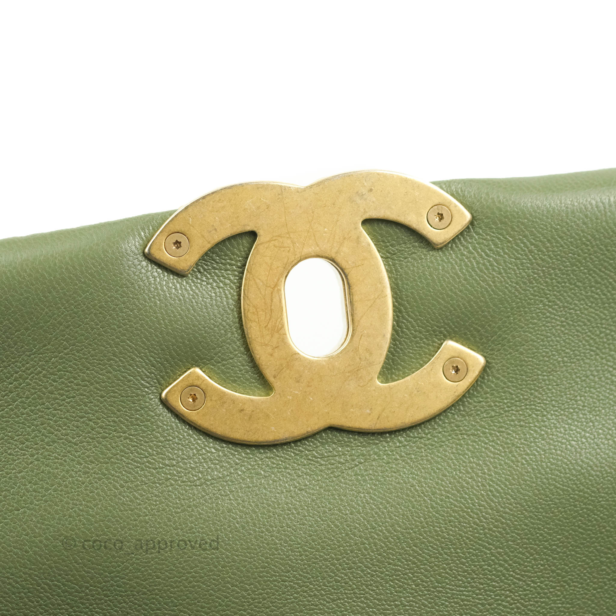 Chanel 19 Small Handbag in Olive Green with Mixed Hardware - Luxury Crossbody Bag for Women, Perfect for Everyday Use & Special Occasions